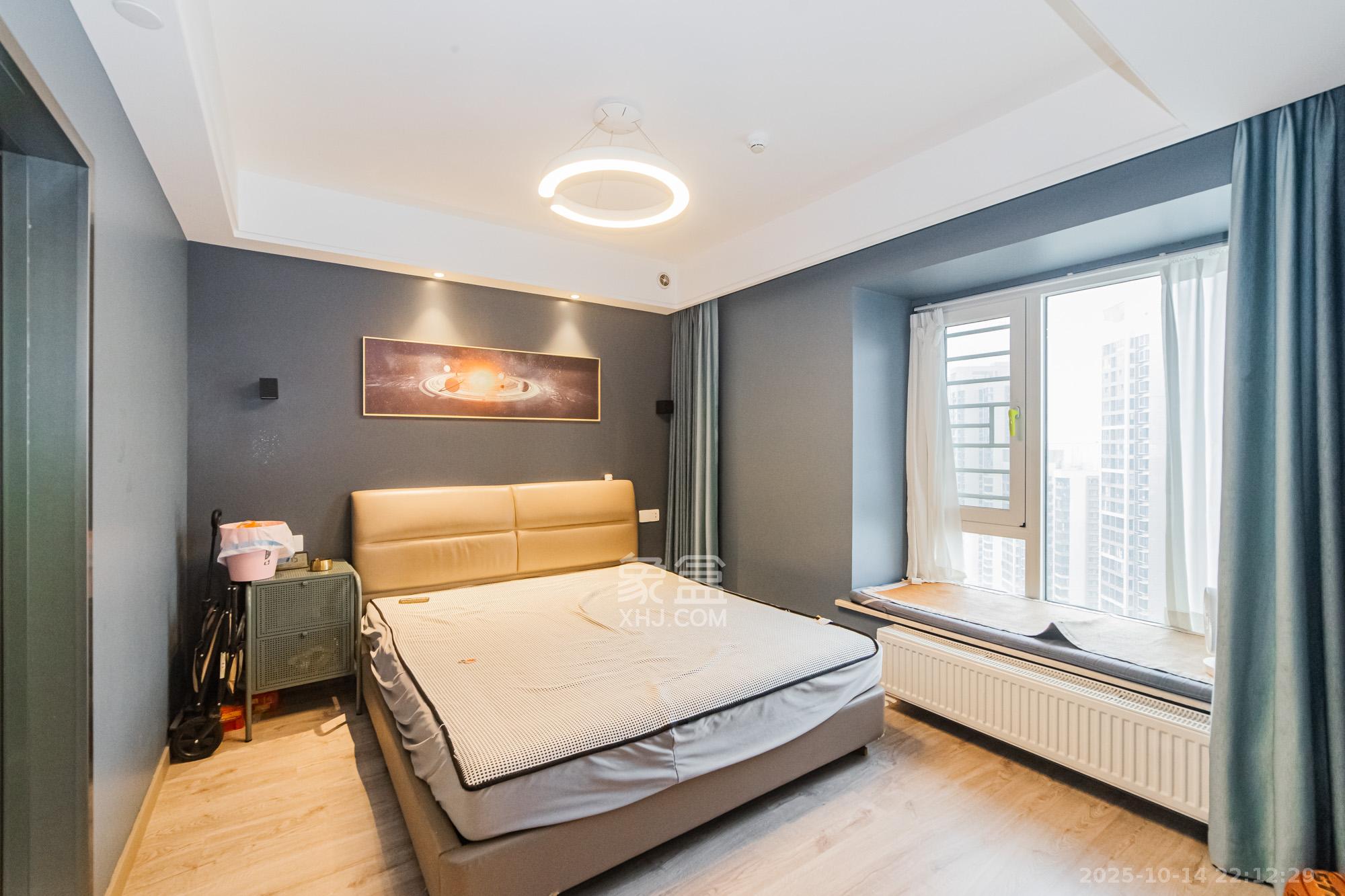 北辰三角洲C3区  5室2厅3卫    280.0万卧室