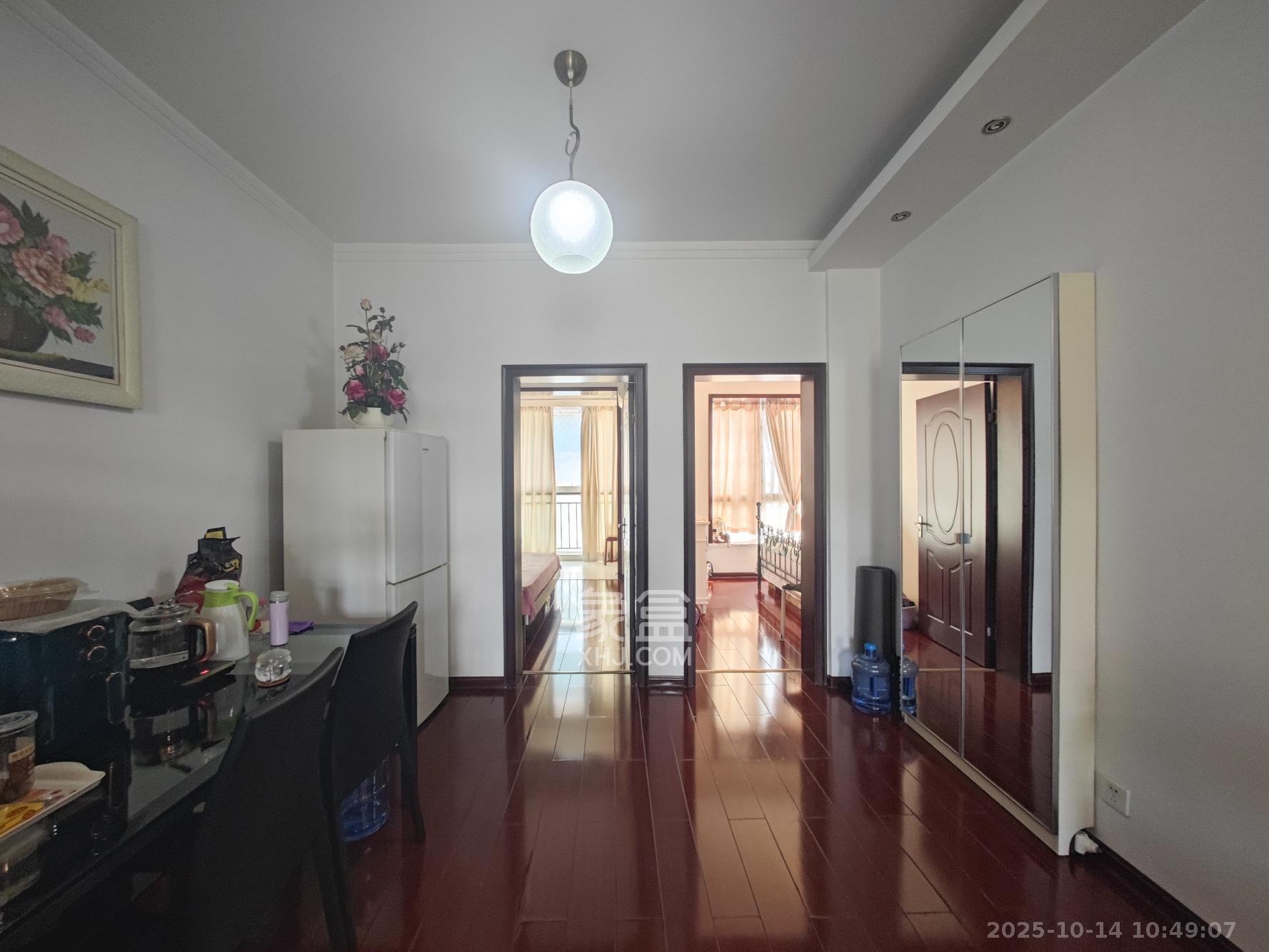 鄱阳小区 3室2厅1卫 82.0万 鄱阳小区 3室2厅1卫 82.0万其他