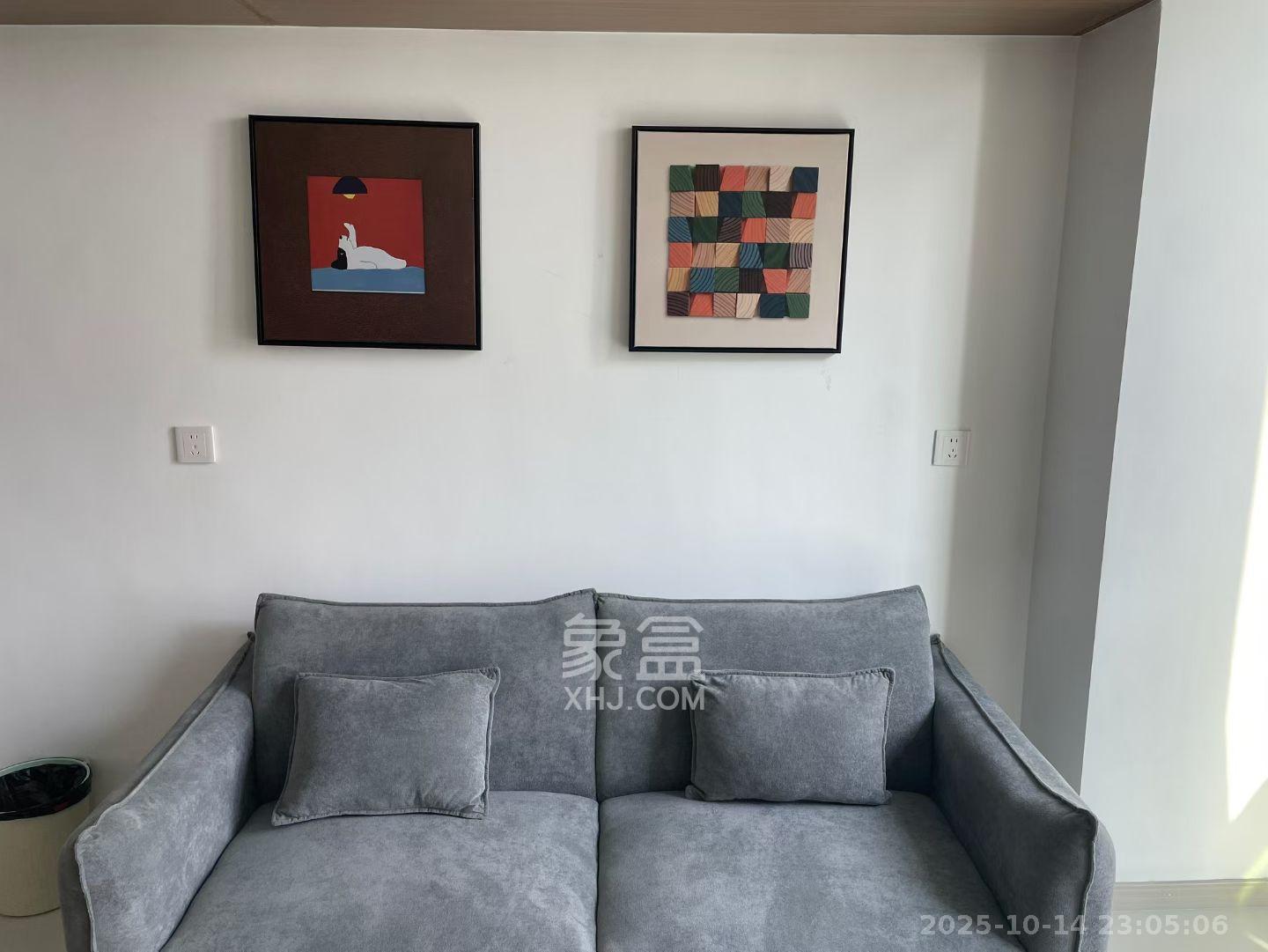 绿地商务广场  1室0厅0卫    2000.0元/月 绿地商务广场  1室0厅0卫    2000.0元/月室内图