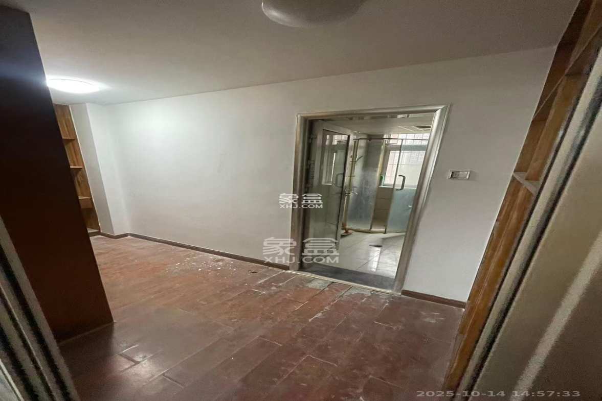 黎郡新宇熙春园 4室2厅2卫 2800.0元/月 黎郡新宇熙春园 4室2厅2卫 2800.0元/月室内图