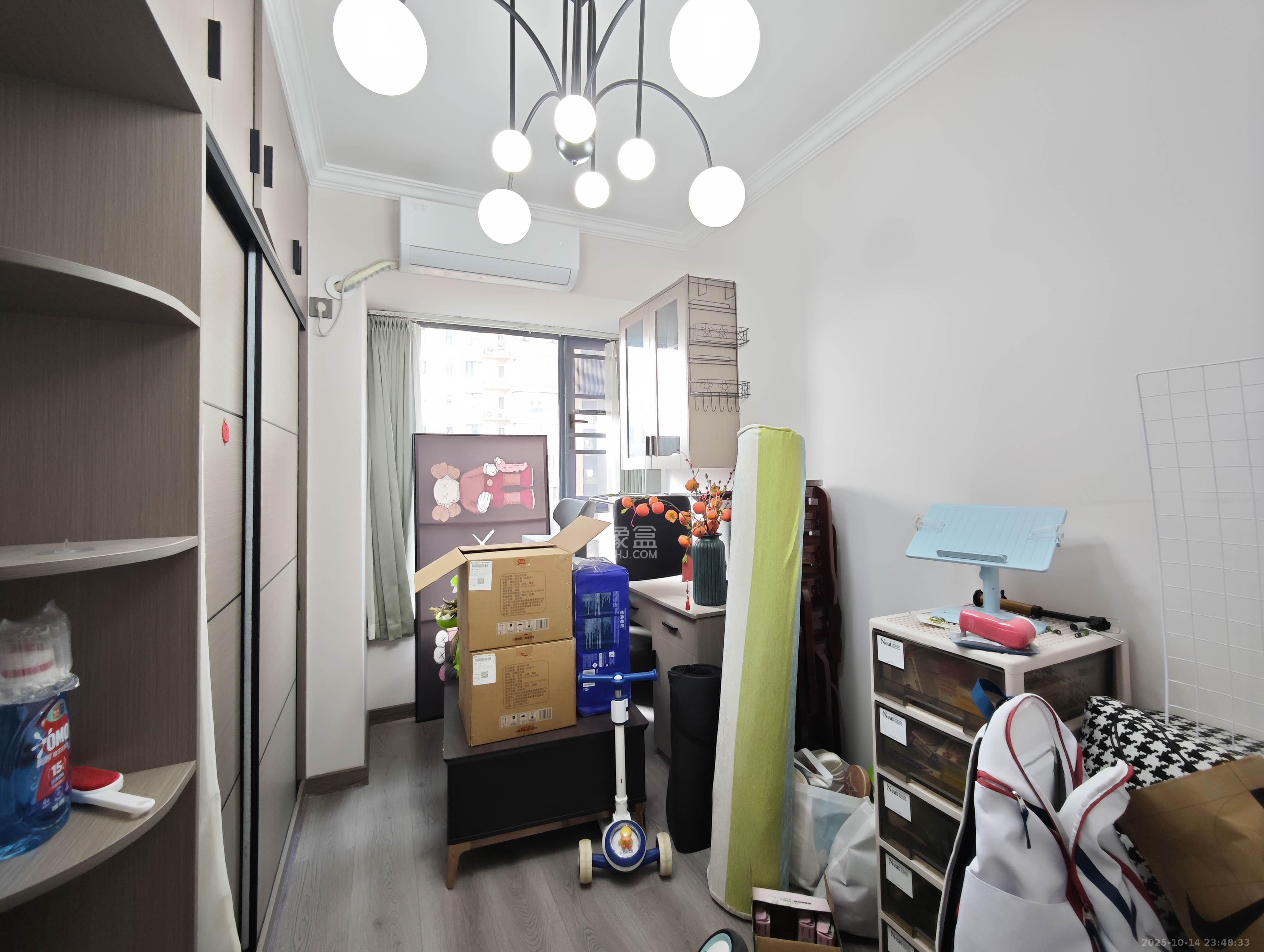 中建嘉和城 1室2厅2卫 110.0万 中建嘉和城 1室2厅2卫 110.0万卧室