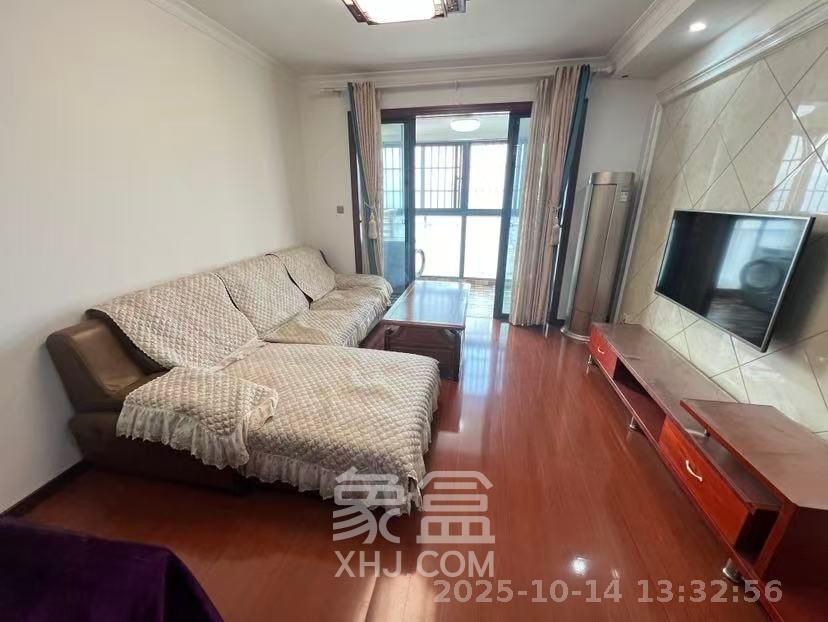 钱隆首府(福晟御园) 3室2厅1卫 3200.0元/月 钱隆首府(福晟御园) 3室2厅1卫 3200.0元/月室内图