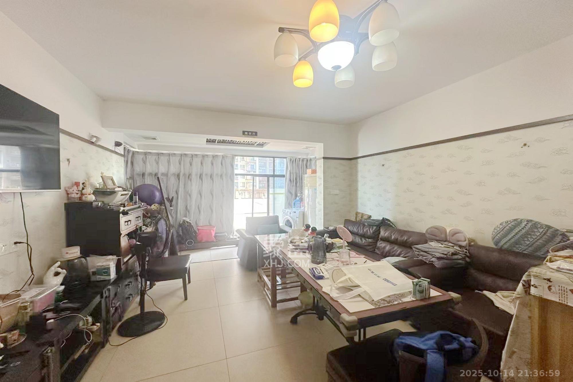 芒果天地(芒果雅苑)  2室2厅1卫    92.0万 芒果天地(芒果雅苑)  2室2厅1卫    92.0万客厅