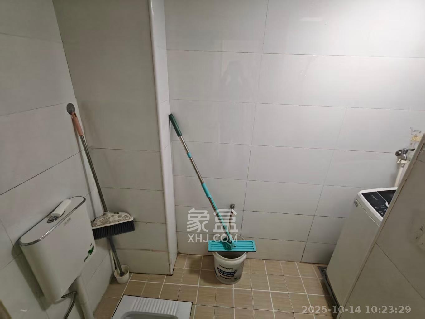 协信星澜汇 1室2厅1卫 3200.0元/月 协信星澜汇 1室2厅1卫 3200.0元/月室内图