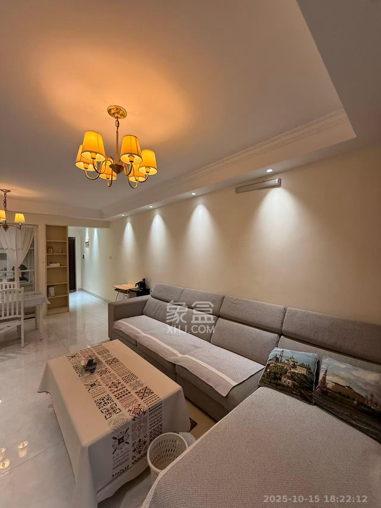 协信星澜汇  2室1厅1卫    2800.0元/月