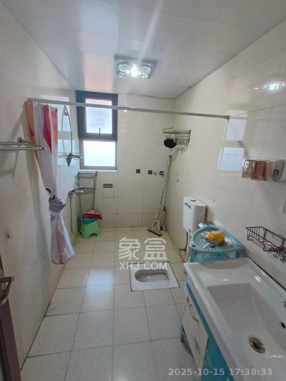 怡海星城  2室2厅1卫    1500.0元/月