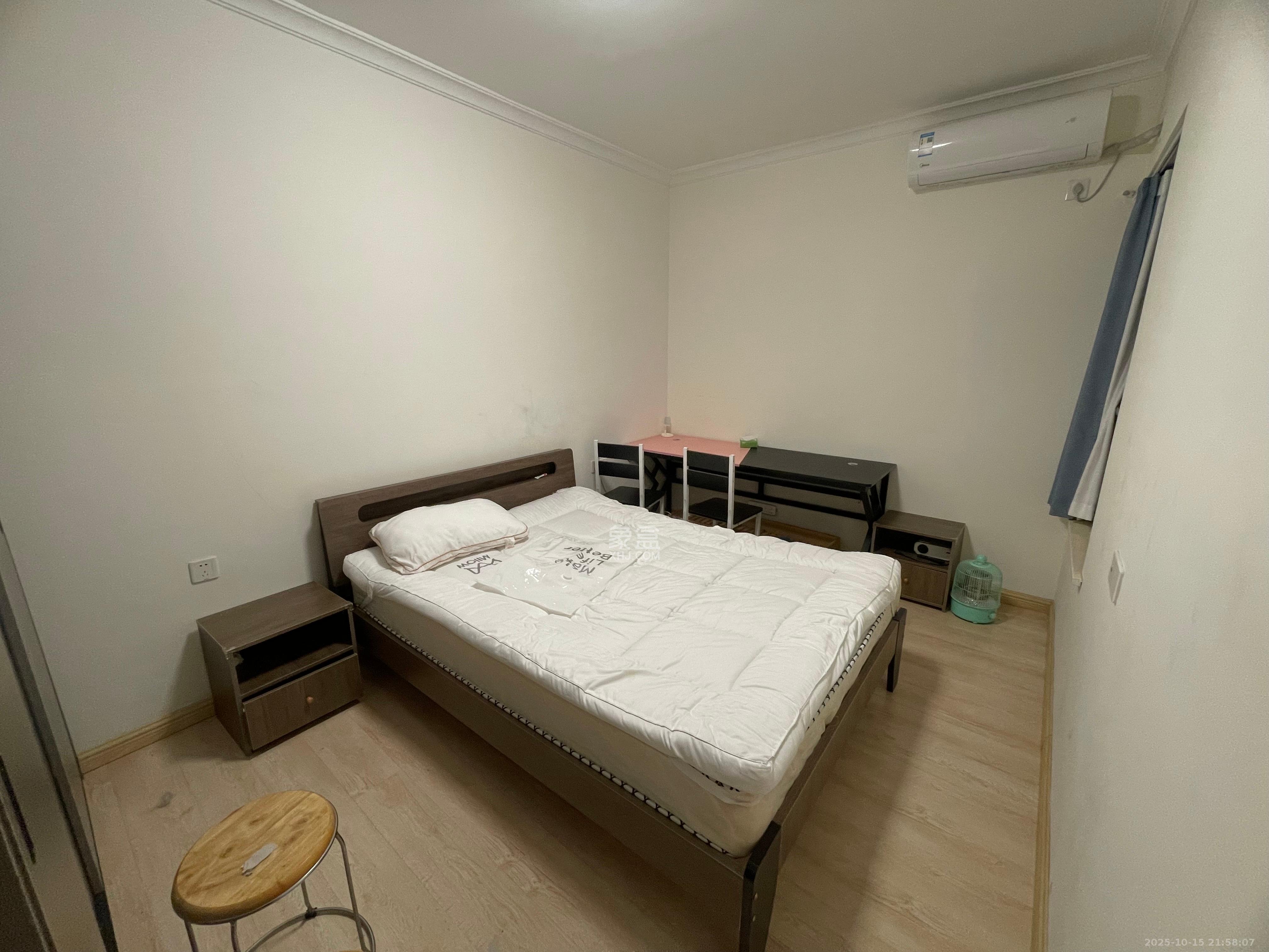 五江天街北区 2室2厅1卫 2400.0元/月 五江天街北区 2室2厅1卫 2400.0元/月室内图