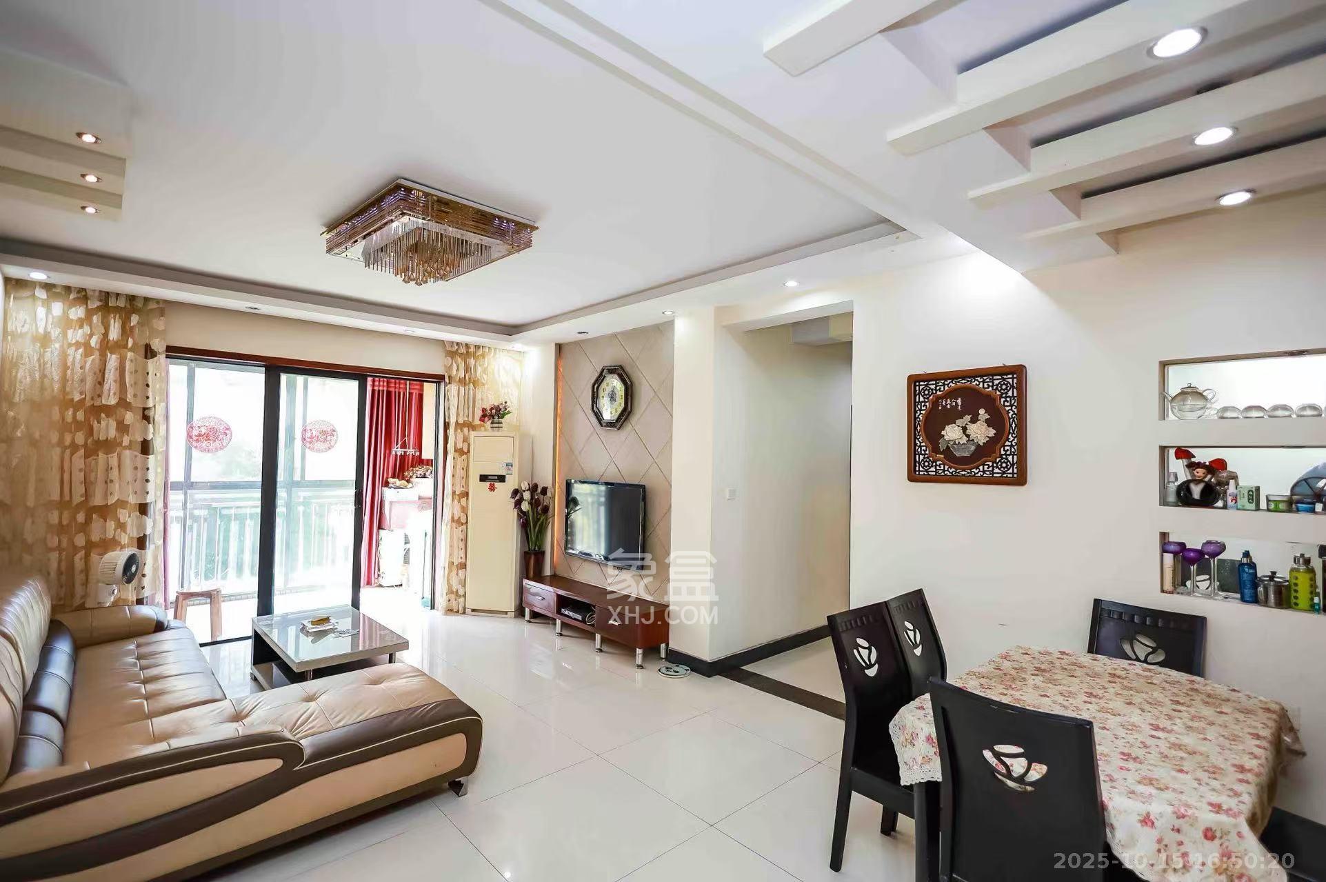 莱茵城  3室2厅1卫    2000.0元/月室内图