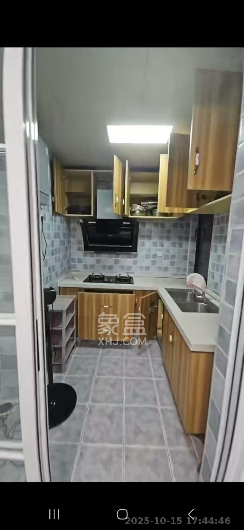 达美D6区  1室2厅1卫    2800.0元/月室内图
