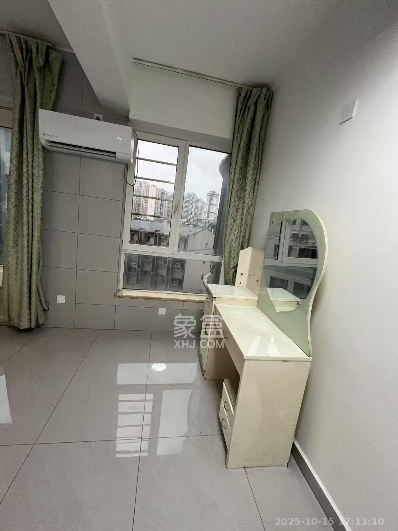 汀兰雅苑  1室1厅1卫    2100.0元/月 汀兰雅苑  1室1厅1卫    2100.0元/月室内图