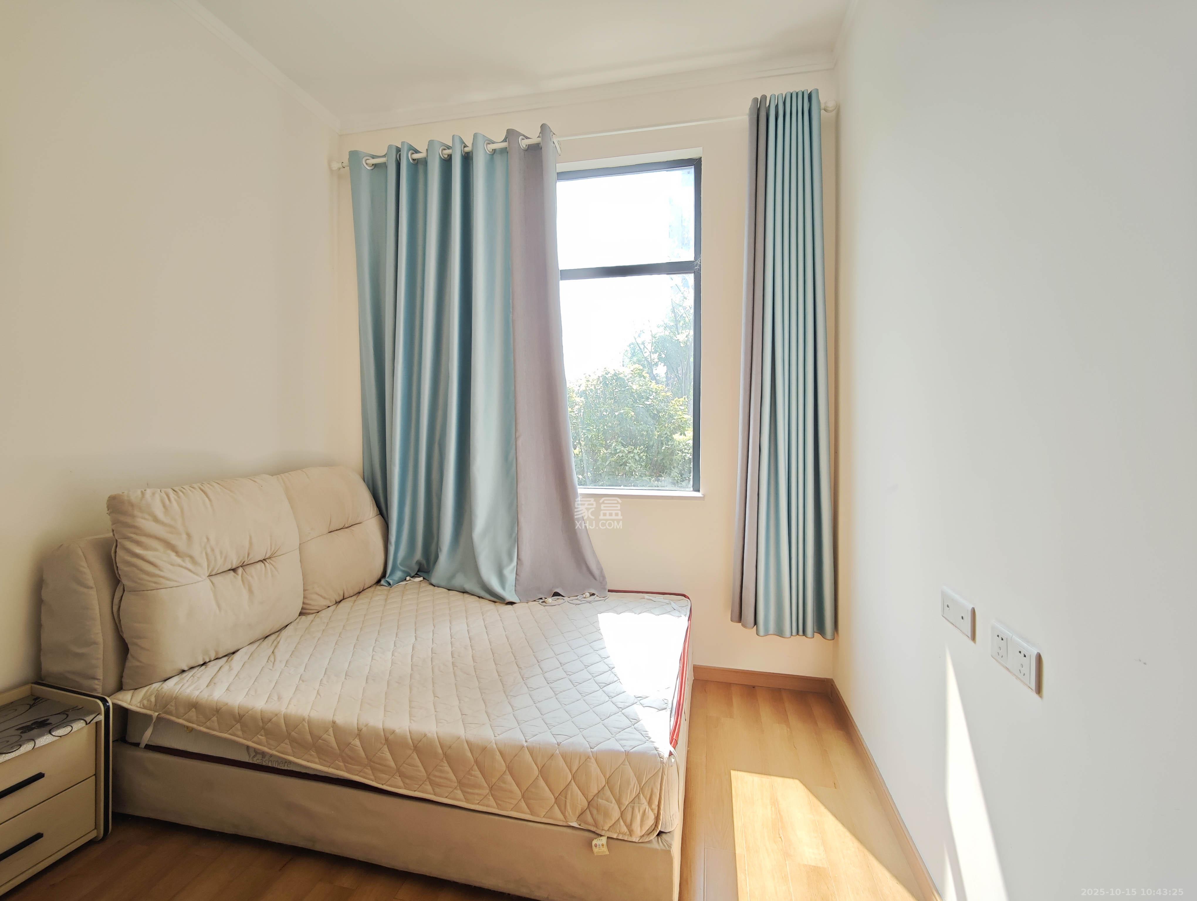 中建嘉和城凤凰台(中建瑞兴家园)  1室0厅0卫    88.0万 中建嘉和城凤凰台(中建瑞兴家园)  1室0厅0卫    88.0万卧室