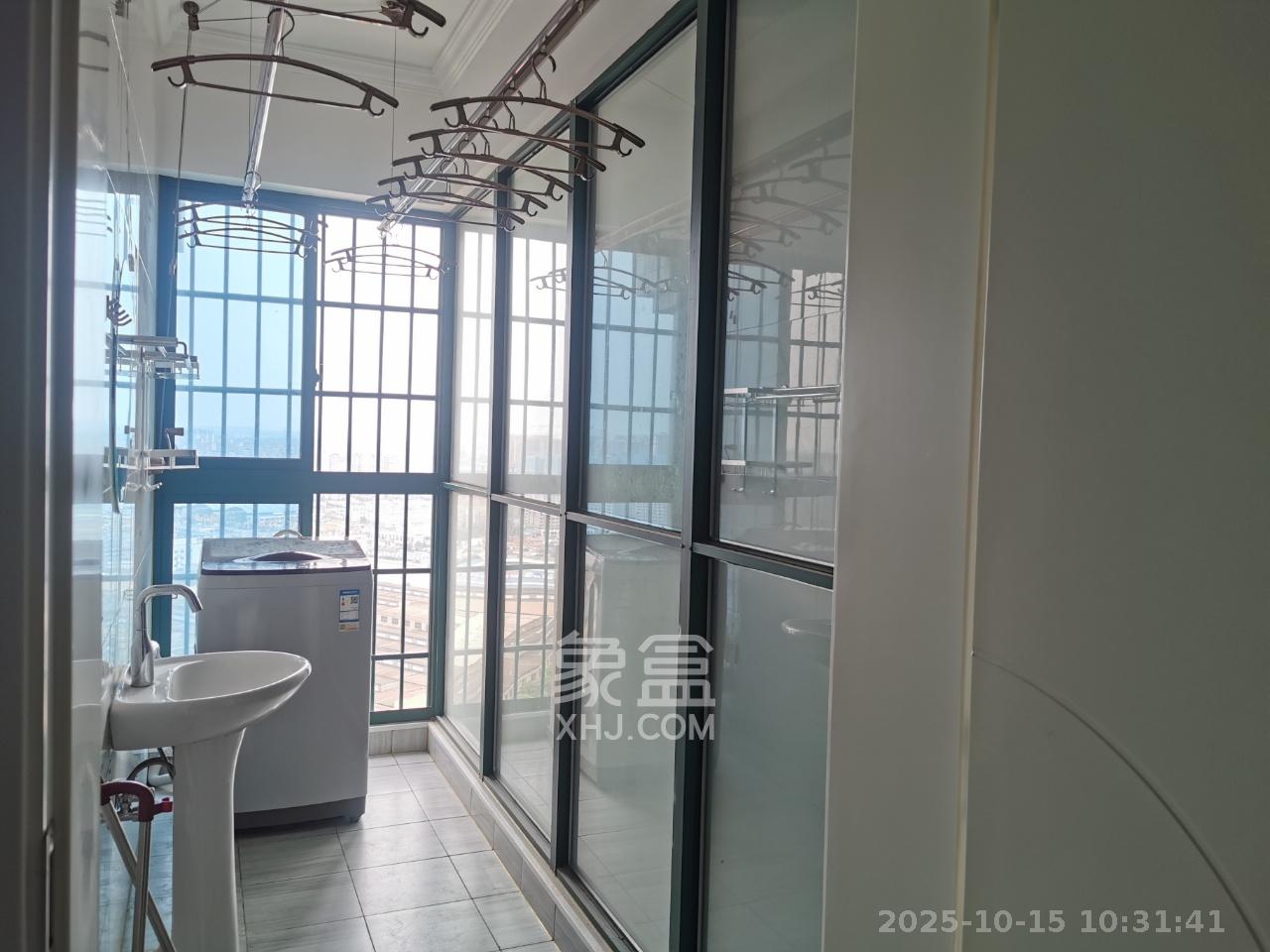 才子嘉都  3室2厅1卫    2000.0元/月 才子嘉都  3室2厅1卫    2000.0元/月