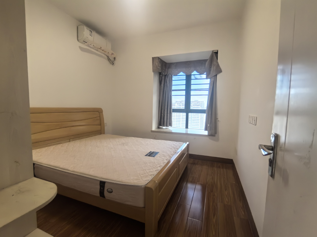 蓝城印象  3室2厅1卫    3500.0元/月 蓝城印象  3室2厅1卫    3500.0元/月室内图