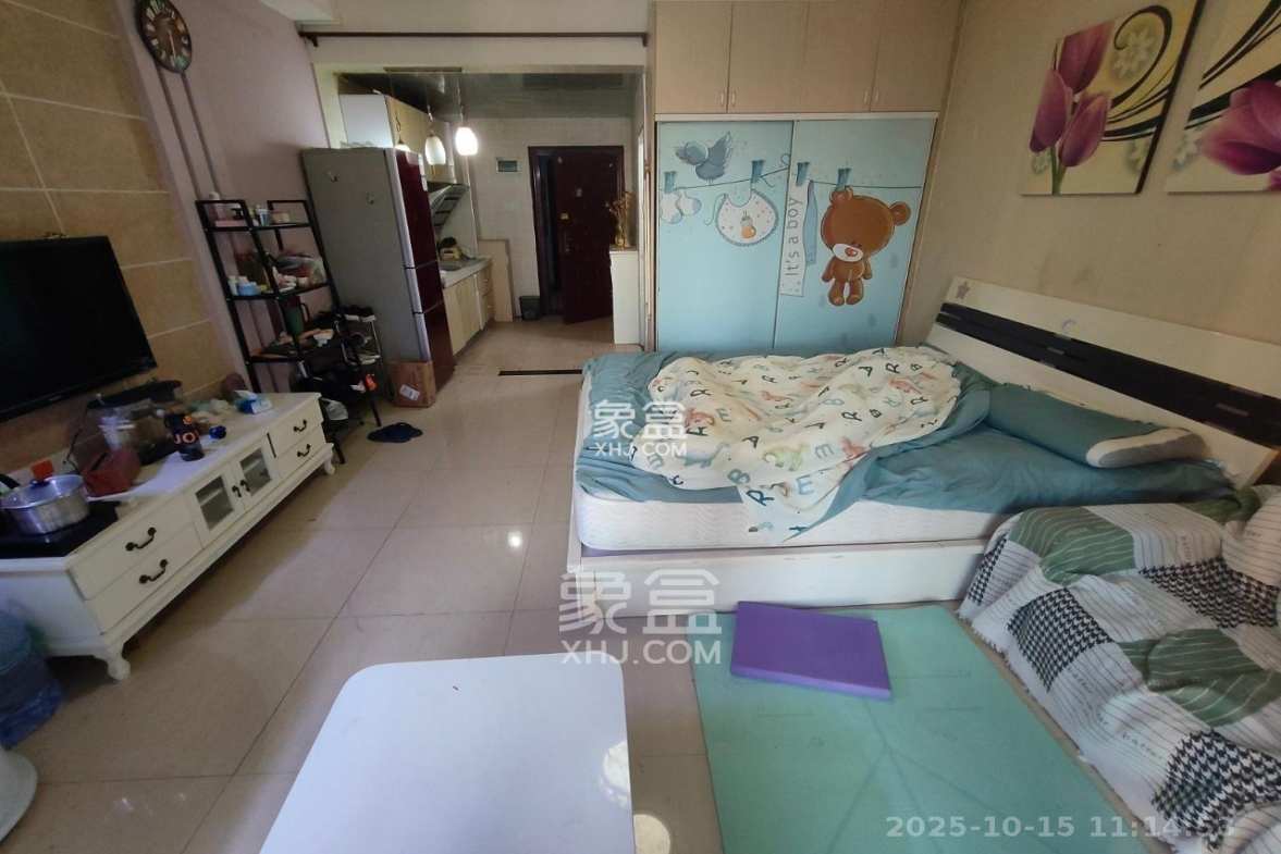 蝴蝶谷 1室1厅0卫 1100.0元/月 蝴蝶谷 1室1厅0卫 1100.0元/月室内图