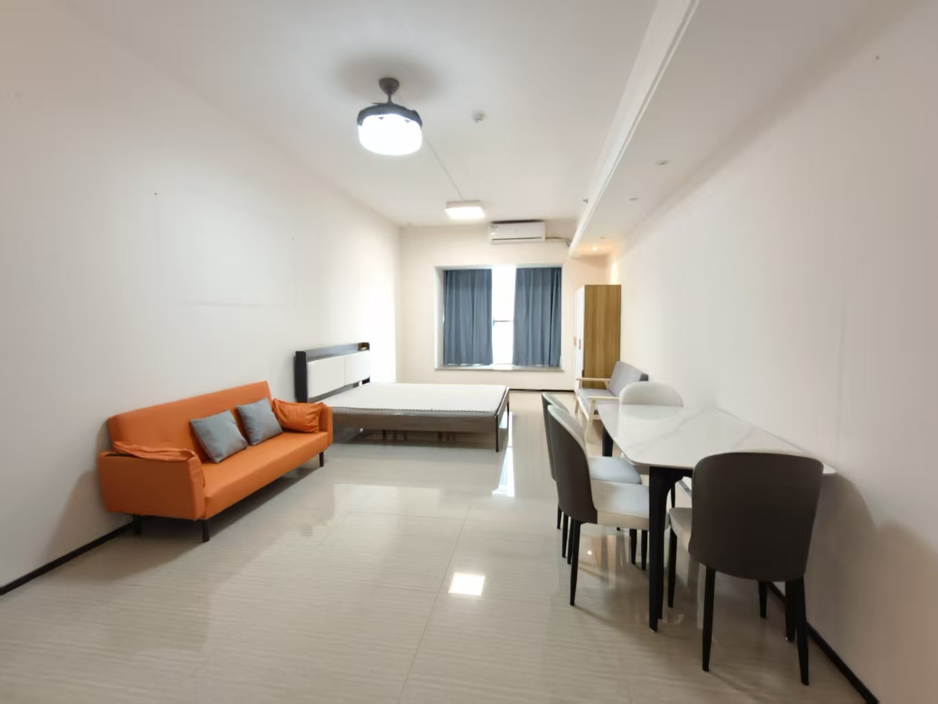 恒大外滩 1室1厅1卫 2000.0元/月 恒大外滩 1室1厅1卫 2000.0元/月室内图