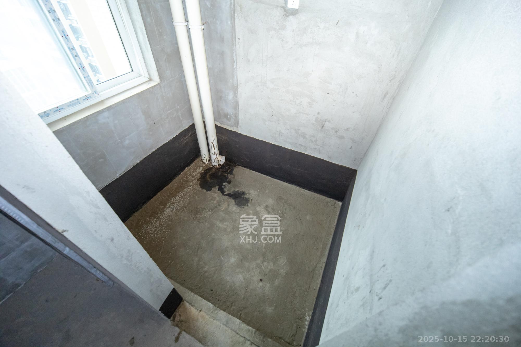 楚天世纪城西苑  3室2厅2卫    68.8万卫生间