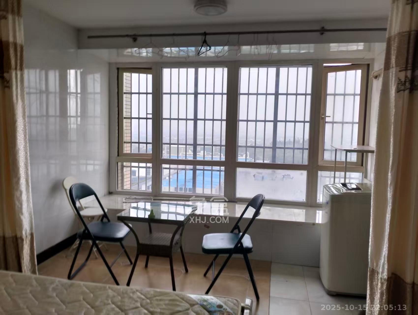 美利新世界  1室1厅1卫    1300.0元/月室内图