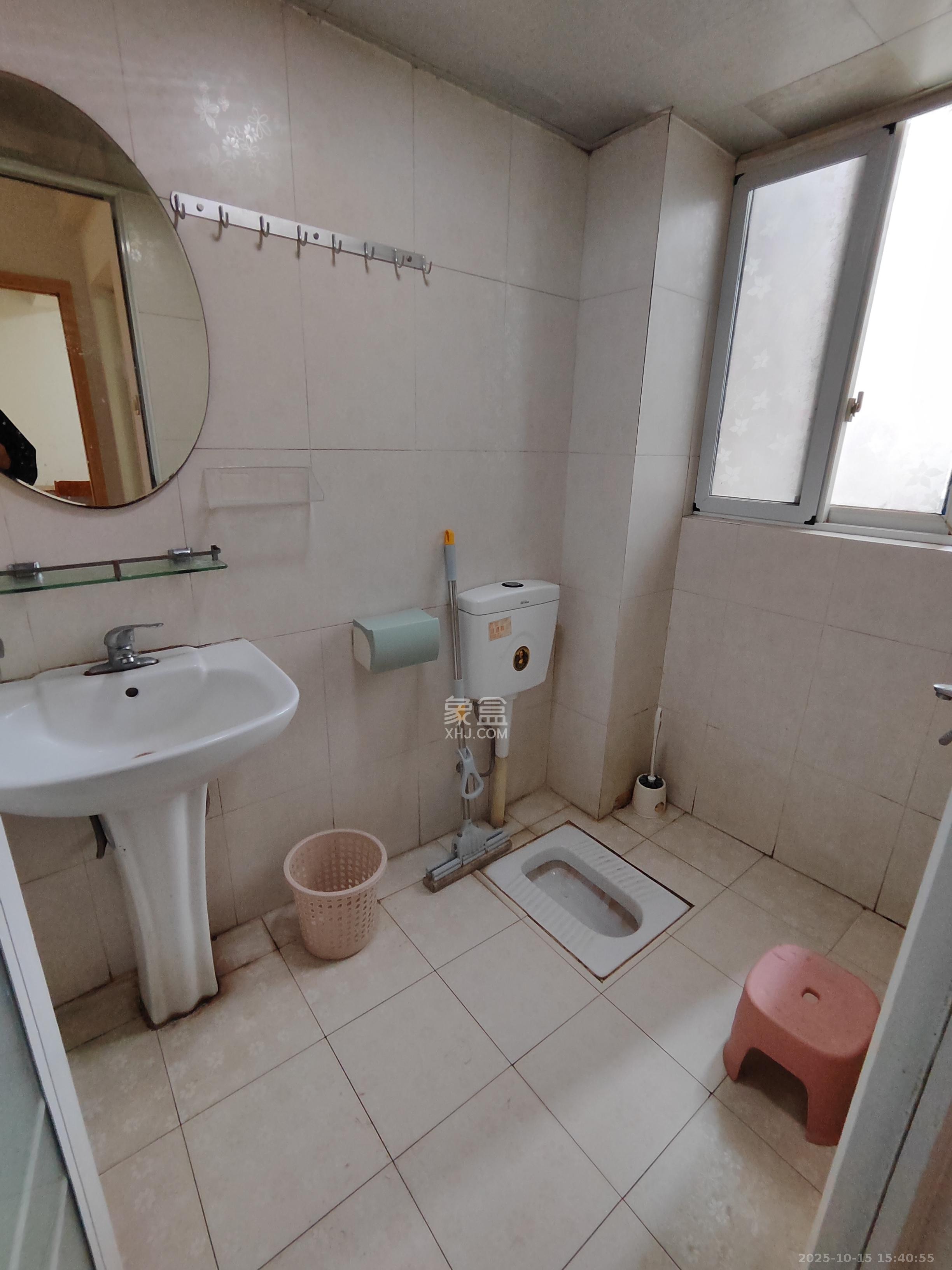 月湖兰庭 2室1厅1卫 2200.0元/月 月湖兰庭 2室1厅1卫 2200.0元/月室内图