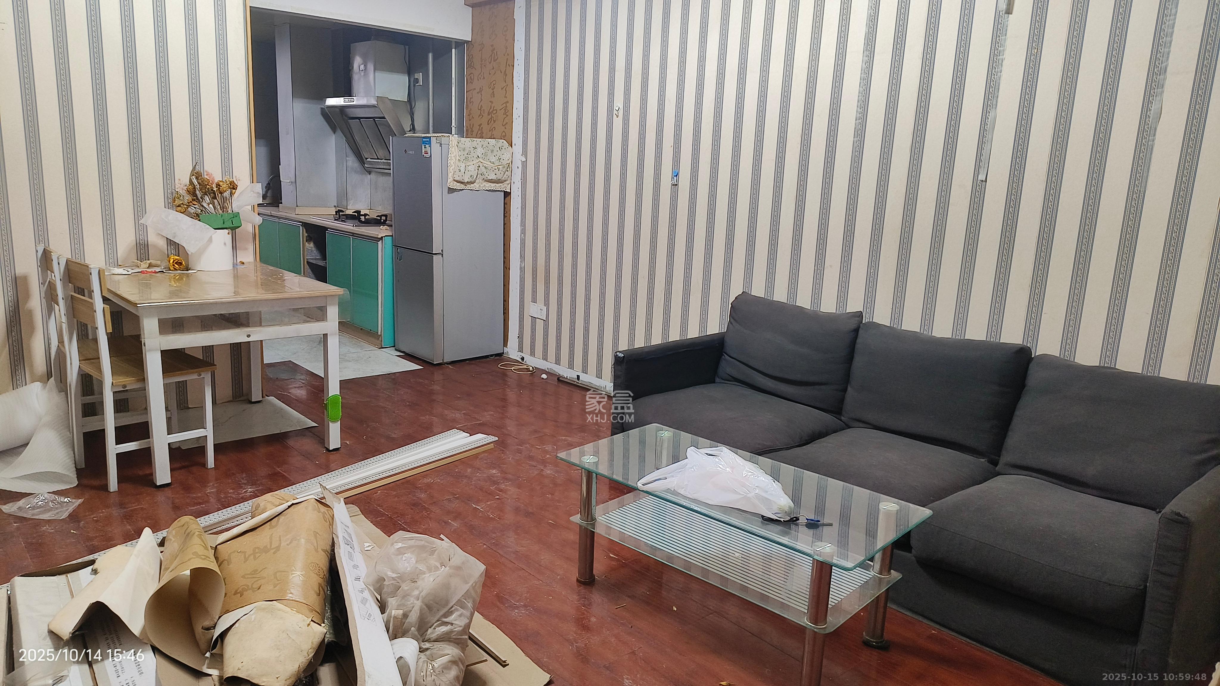 印象天心  1室1厅1卫    1300.0元/月室内图