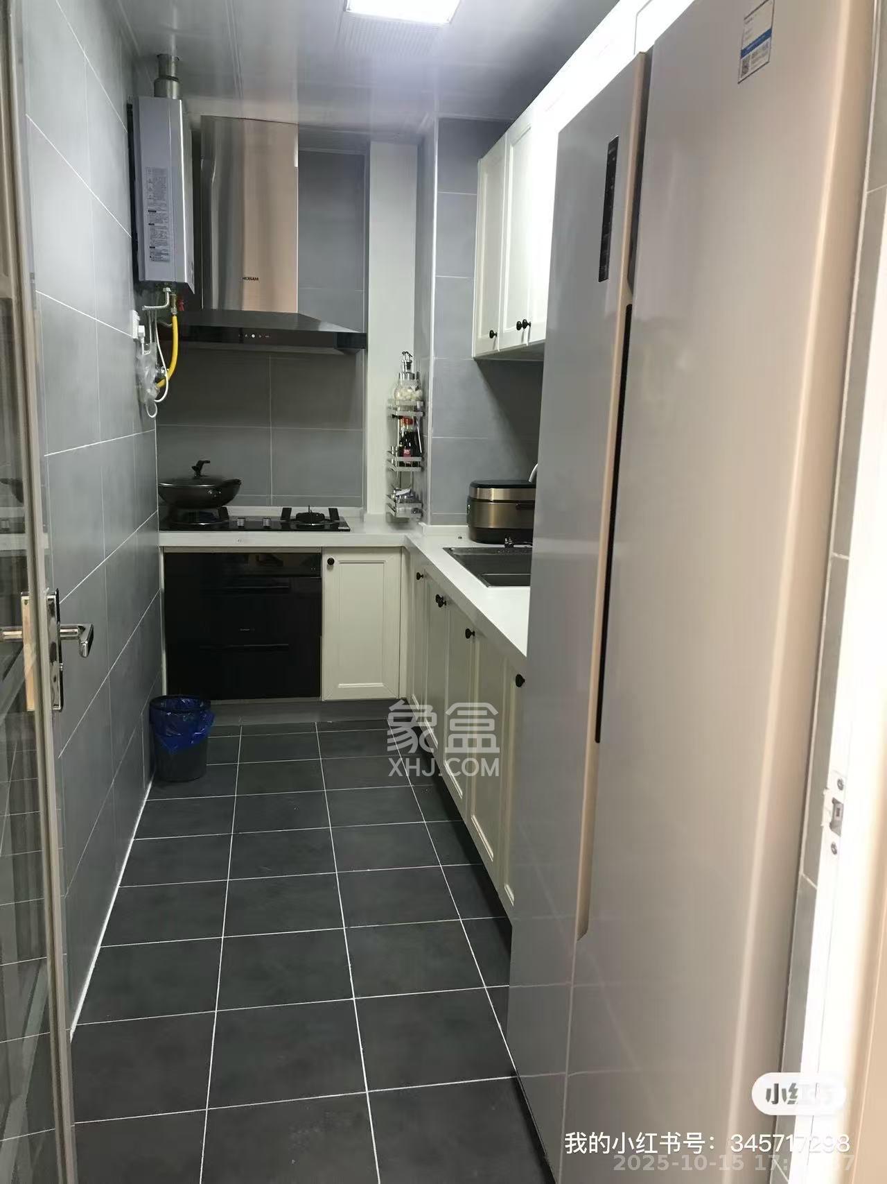 宜家湘颂(景致雅苑)  2室1厅1卫    2600.0元/月 宜家湘颂(景致雅苑)  2室1厅1卫    2600.0元/月室内图