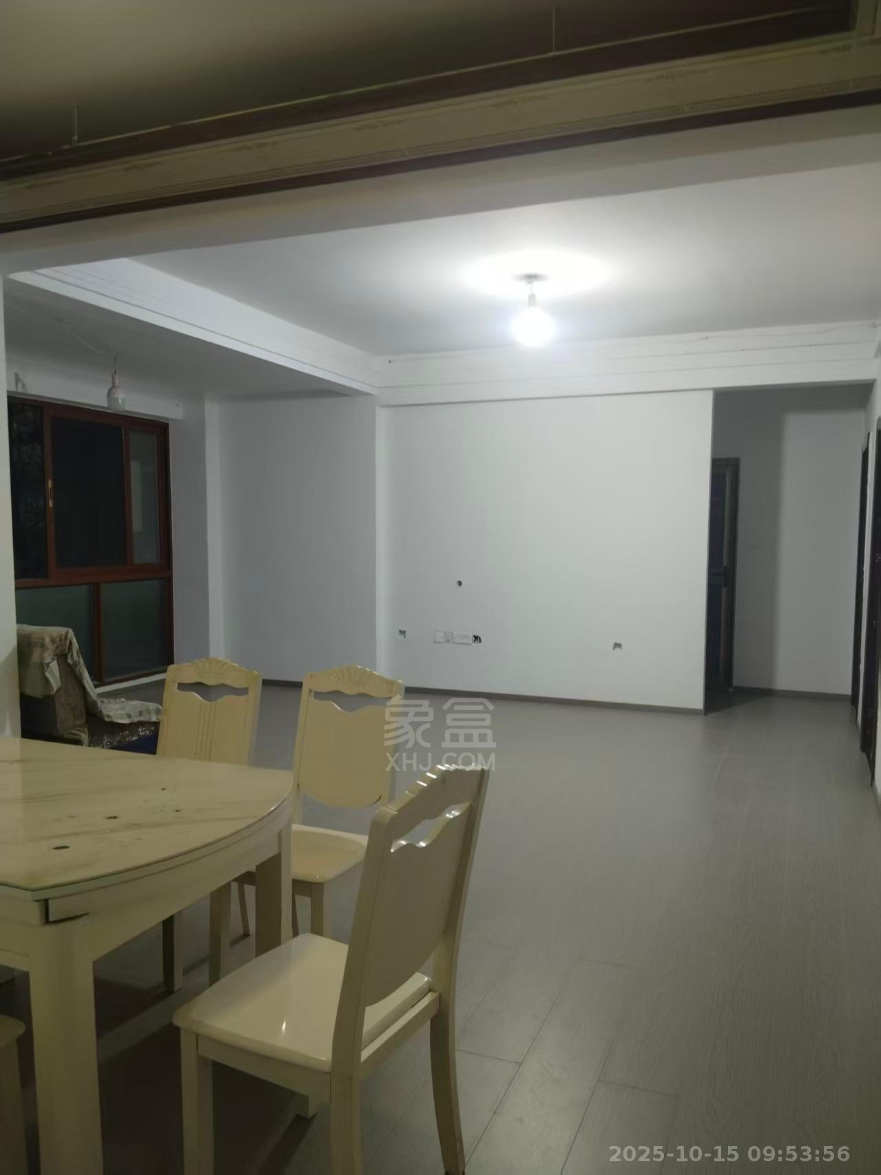 九八缔景城 3室2厅2卫 1500.0元/月 九八缔景城 3室2厅2卫 1500.0元/月户型图