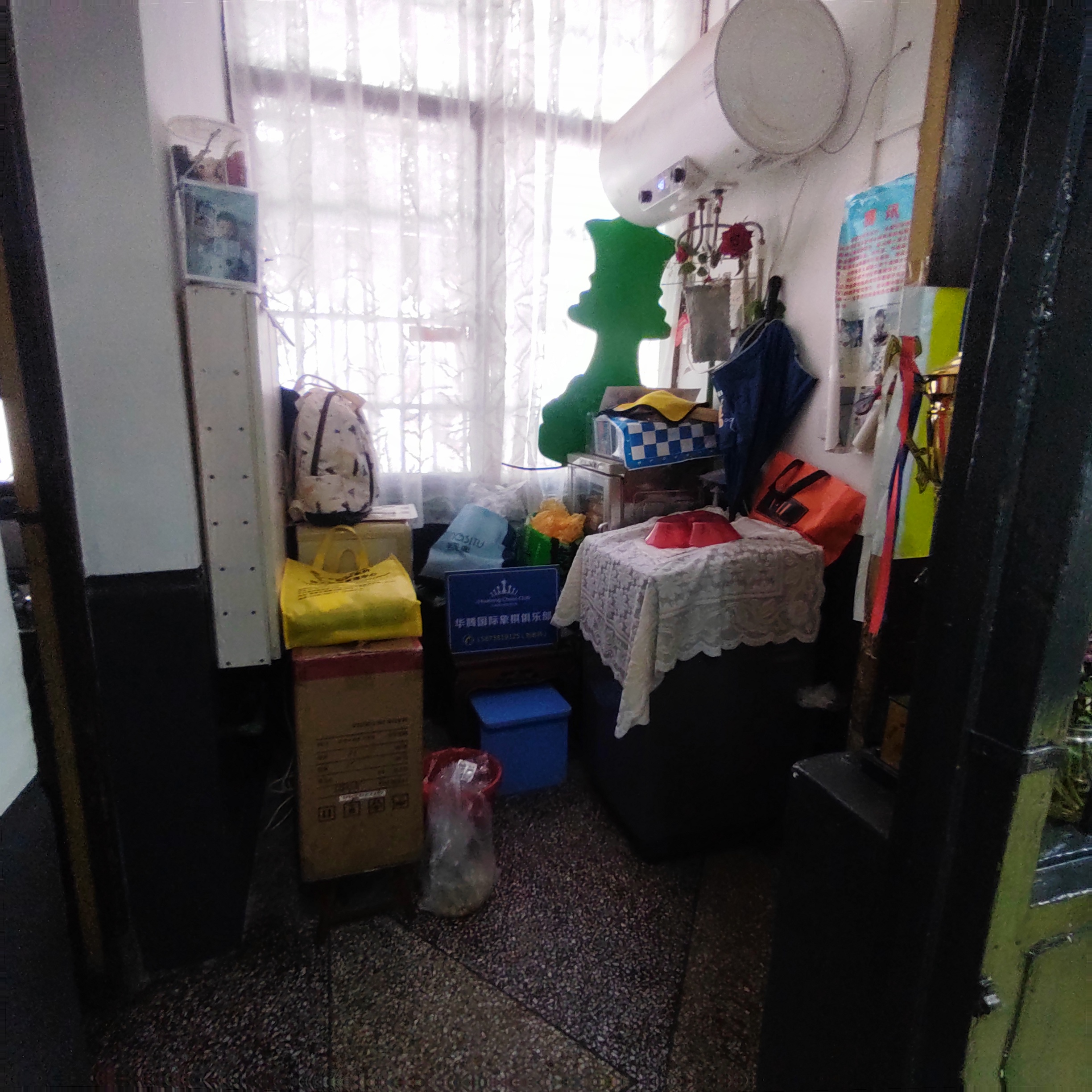 娄底第三完全小学家属楼  1室0厅0卫    1580.0元/月室内图