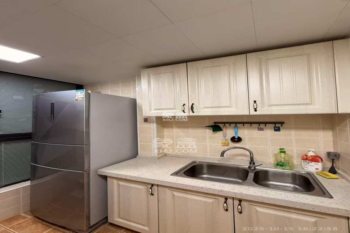 协信星澜汇 2室1厅1卫 2800.0元/月 协信星澜汇 2室1厅1卫 2800.0元/月室内图