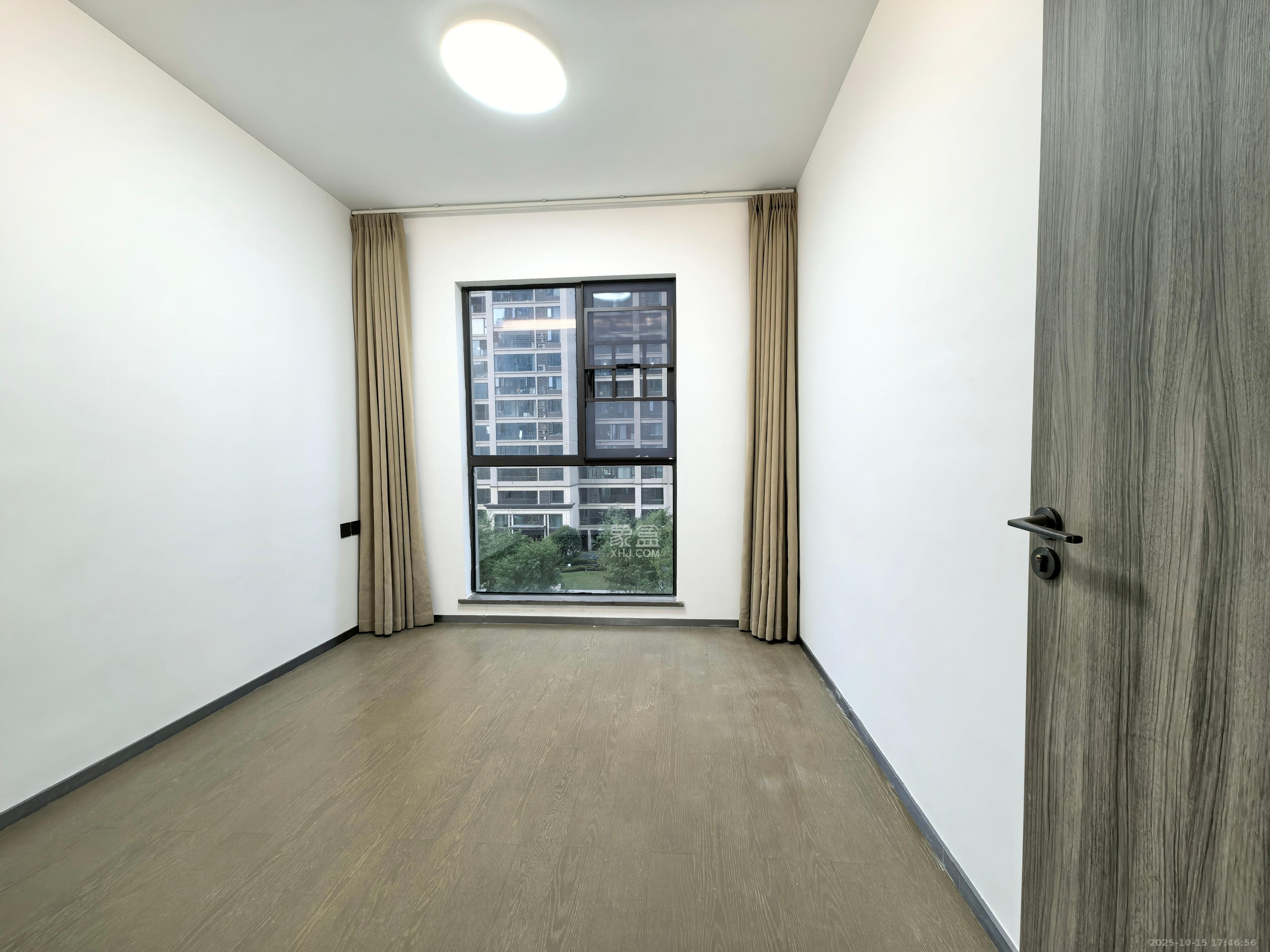 德奥悦东方 4室2厅2卫 4000.0元/月 德奥悦东方 4室2厅2卫 4000.0元/月室内图