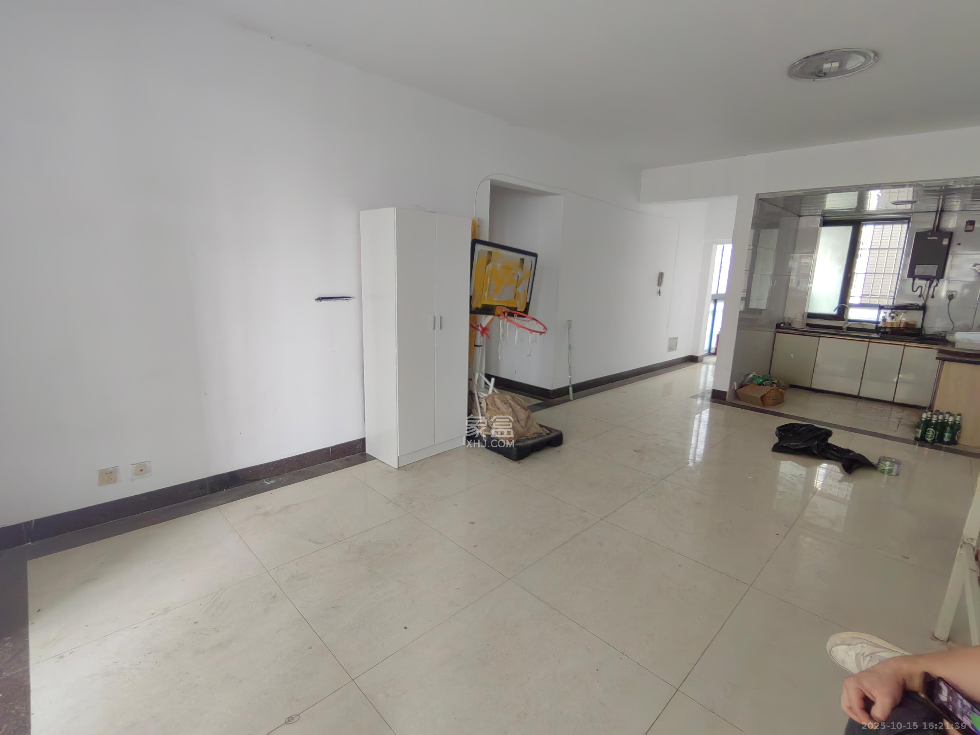 尚都花园城  3室2厅2卫    1800.0元/月 尚都花园城  3室2厅2卫    1800.0元/月