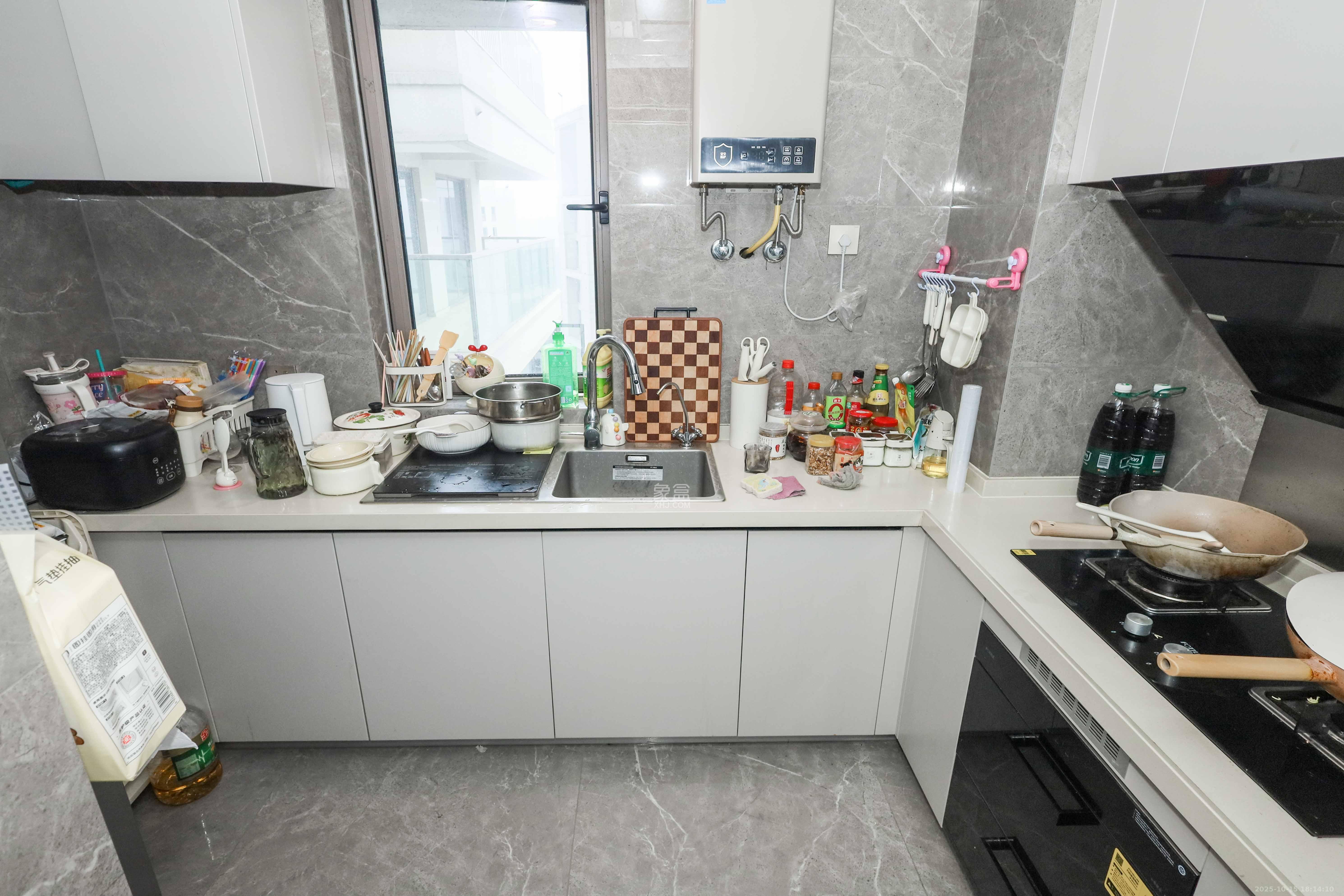 长沙溪山悦  3室2厅2卫    88.0万 长沙溪山悦  3室2厅2卫    88.0万厨房