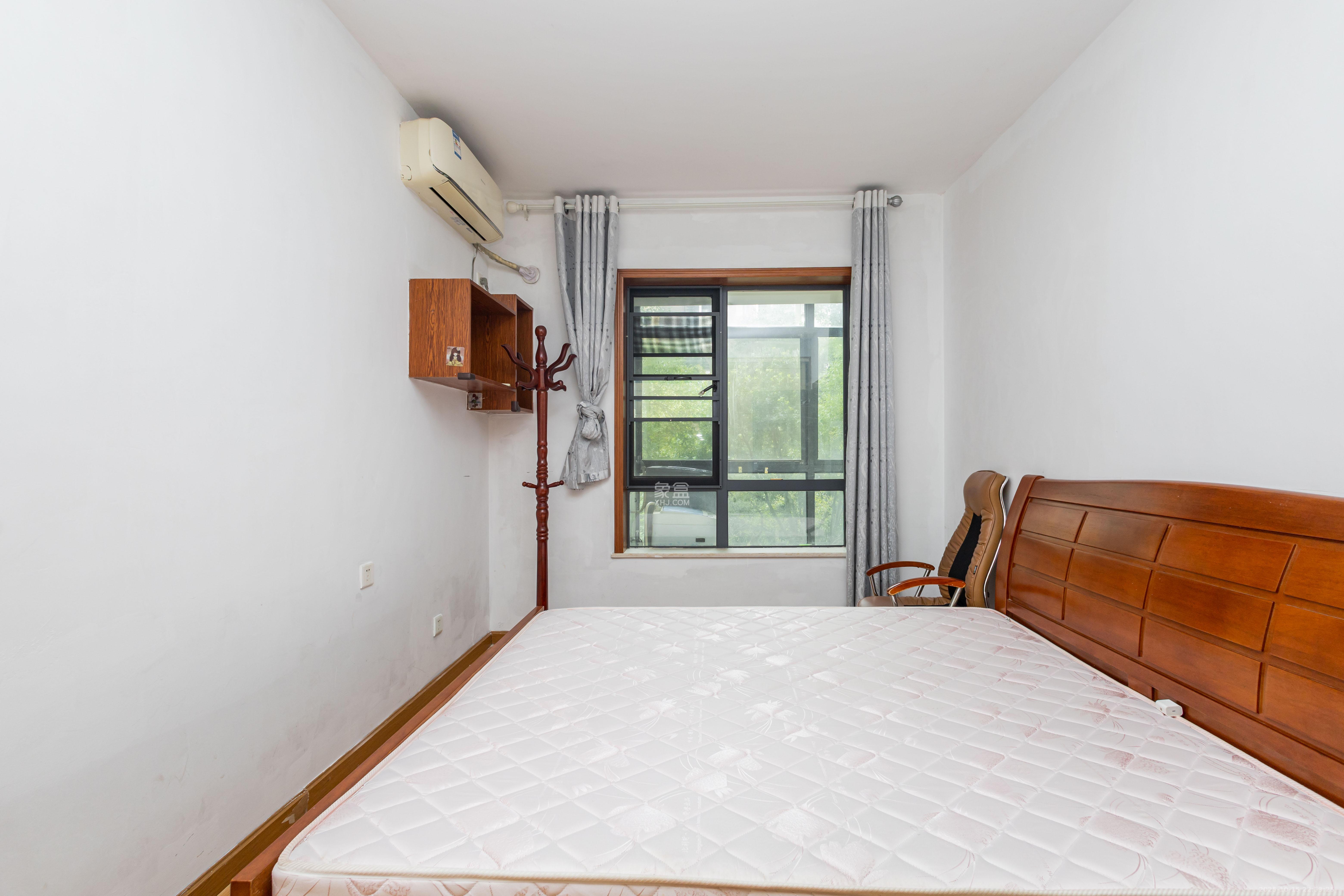 中国铁建国际城一期  3室2厅1卫    59.0万卧室