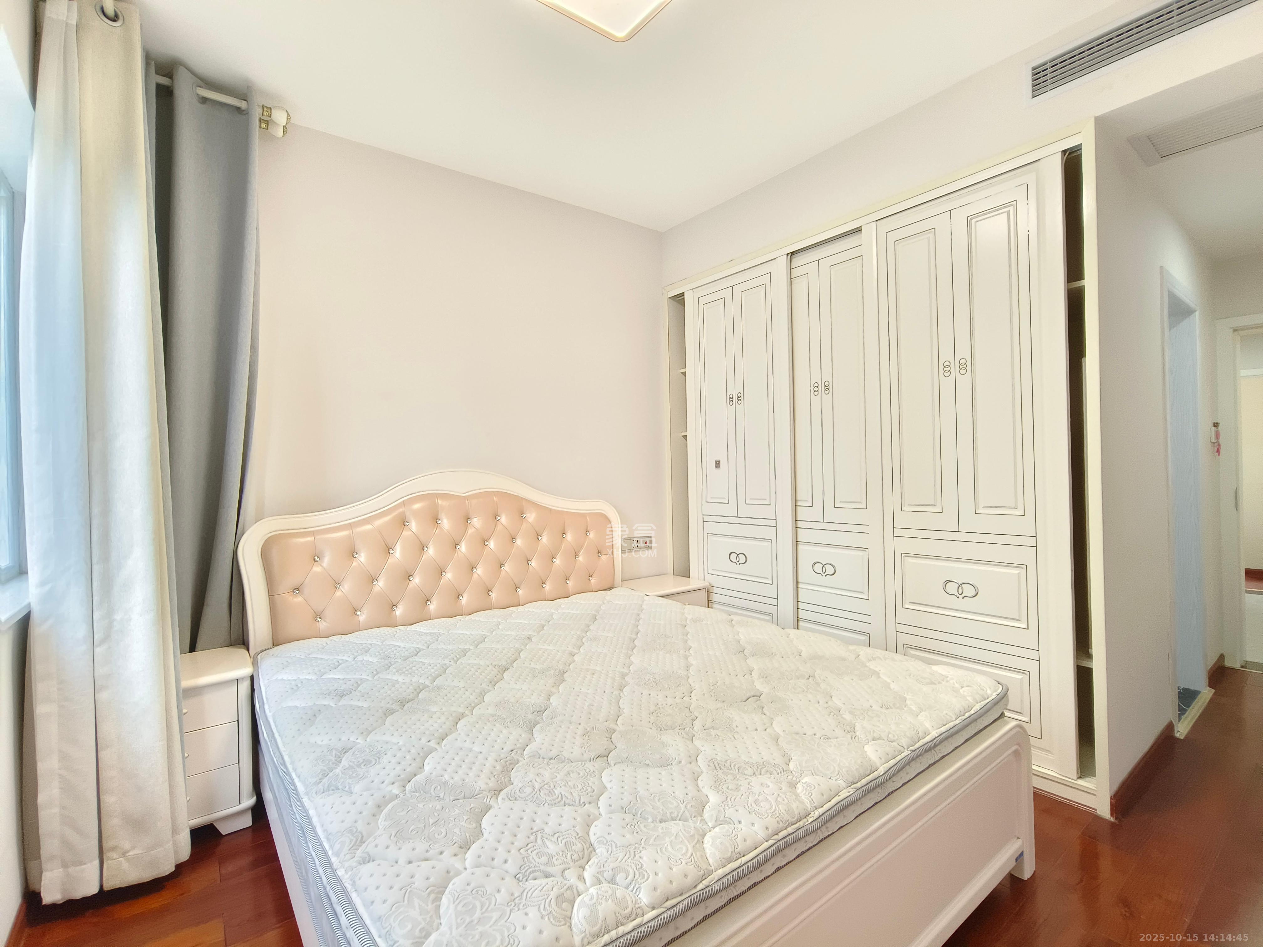 保利西海岸A区  4室2厅2卫    4300.0元/月 保利西海岸A区  4室2厅2卫    4300.0元/月室内图