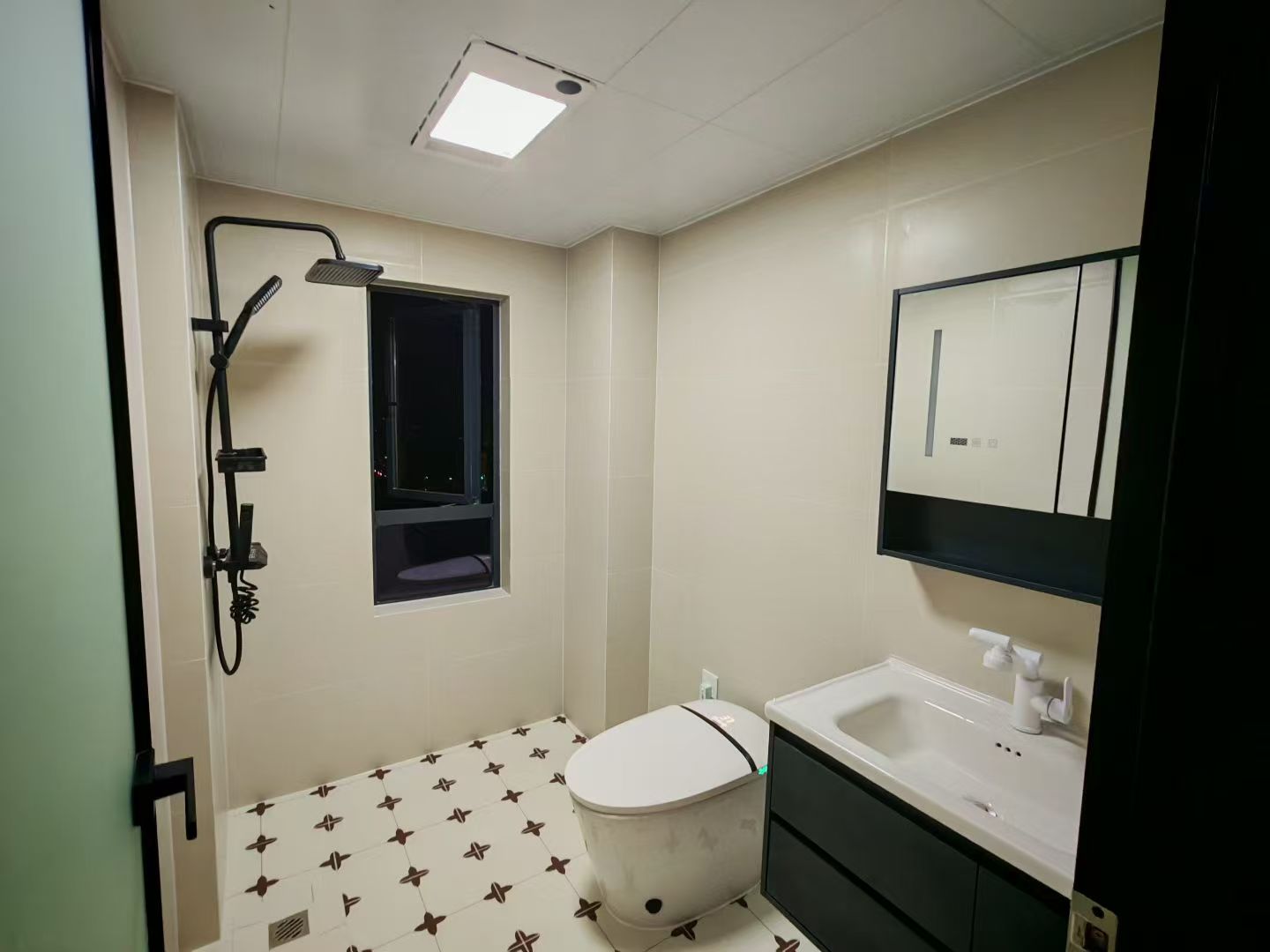 香江悦府 3室2厅2卫 79.8万 香江悦府 3室2厅2卫 79.8万室内图