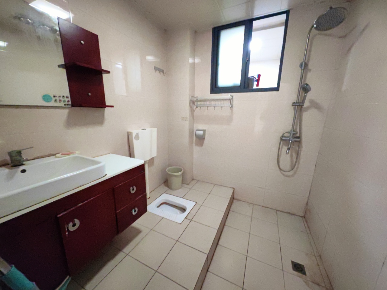 滨江花园 1室2厅0卫 56.0万 滨江花园 1室2厅0卫 56.0万室内图