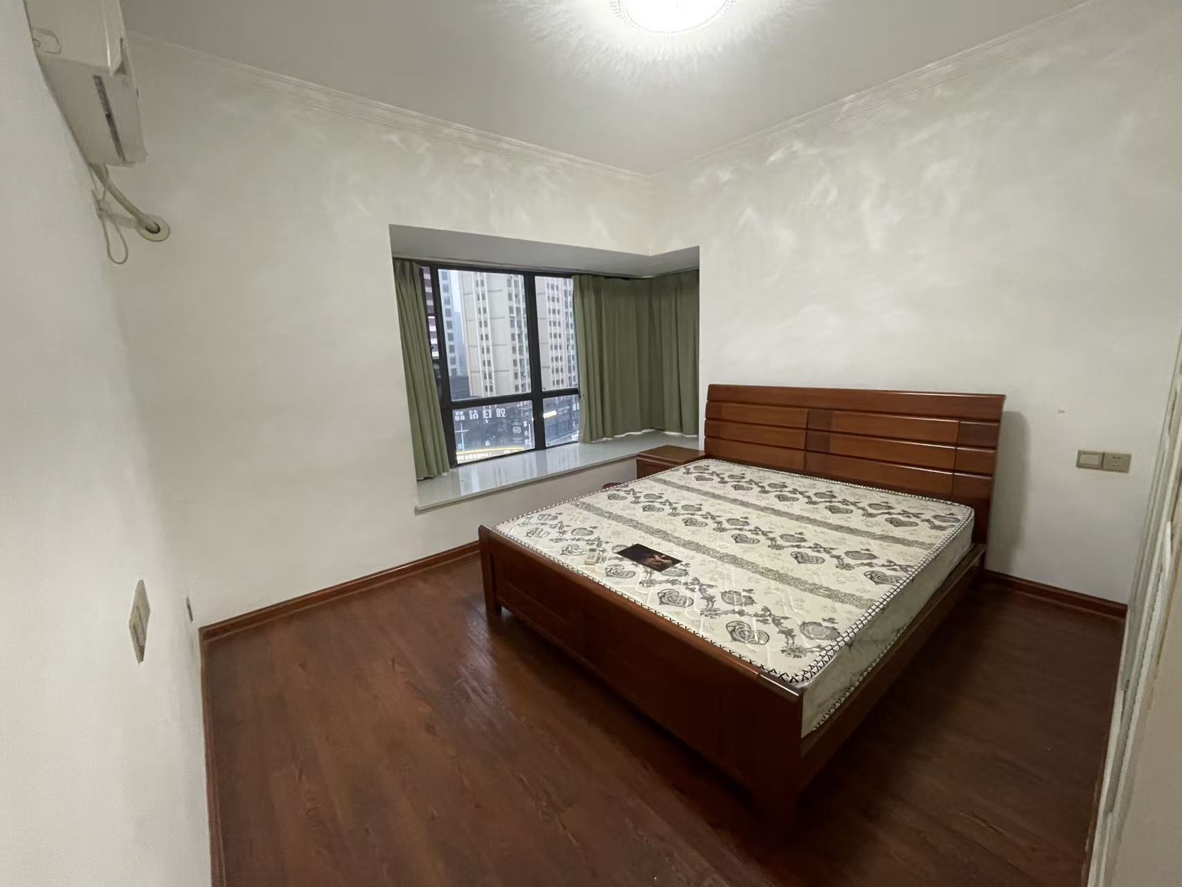 美的城一期 3室2厅2卫 53.8万 美的城一期 3室2厅2卫 53.8万室内图