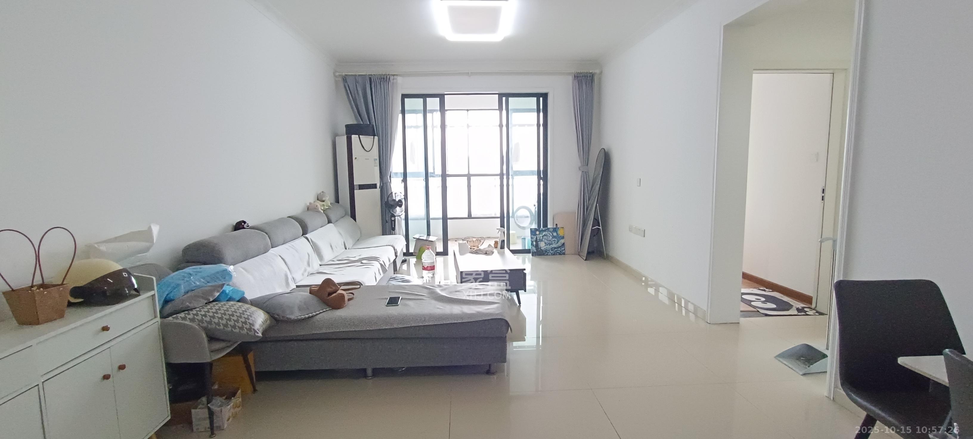 长大彩虹都  3室2厅1卫    2200.0元/月 长大彩虹都  3室2厅1卫    2200.0元/月室内图