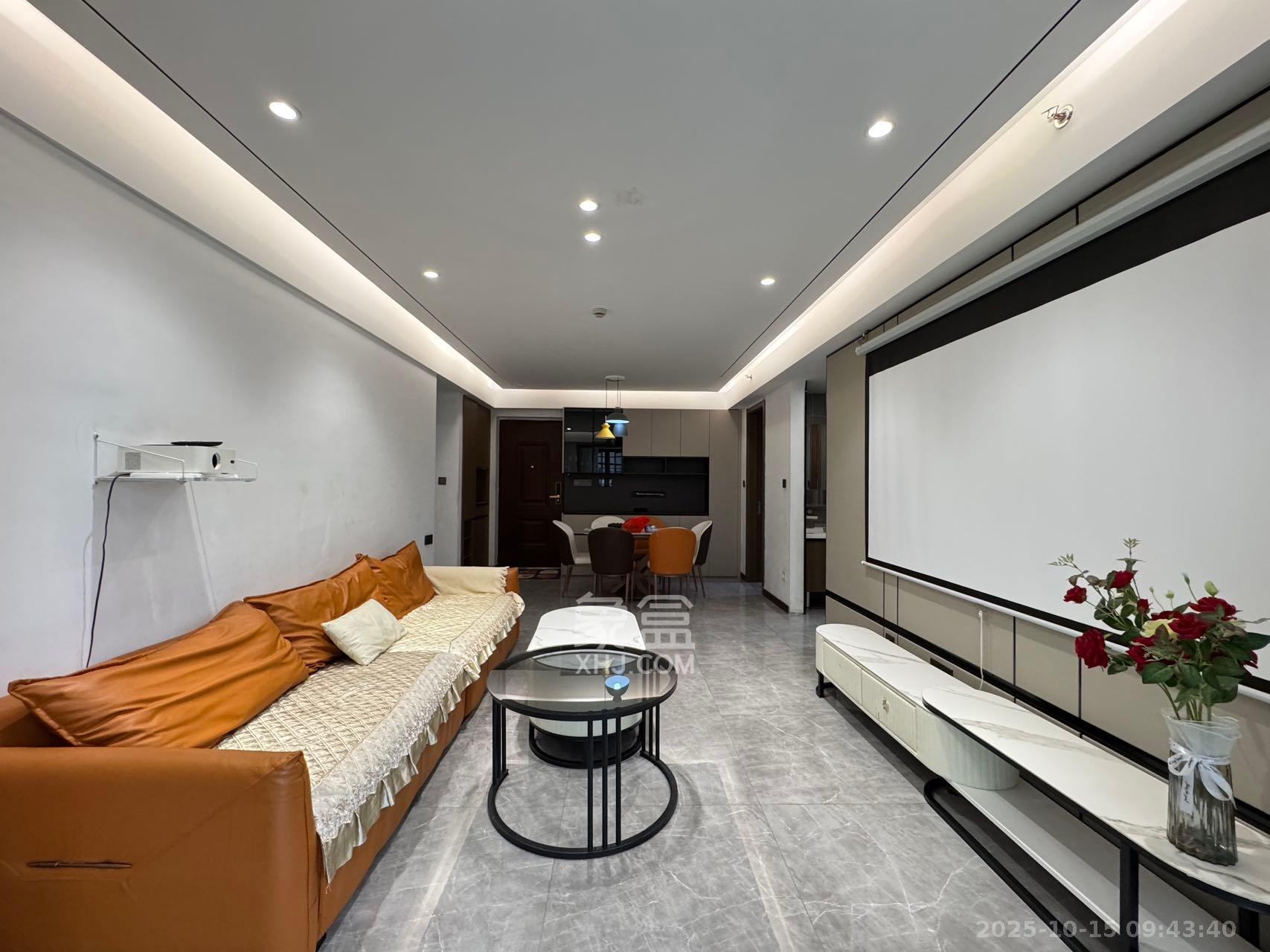 卓越中寰 3室2厅2卫 4200.0元/月 卓越中寰 3室2厅2卫 4200.0元/月室内图