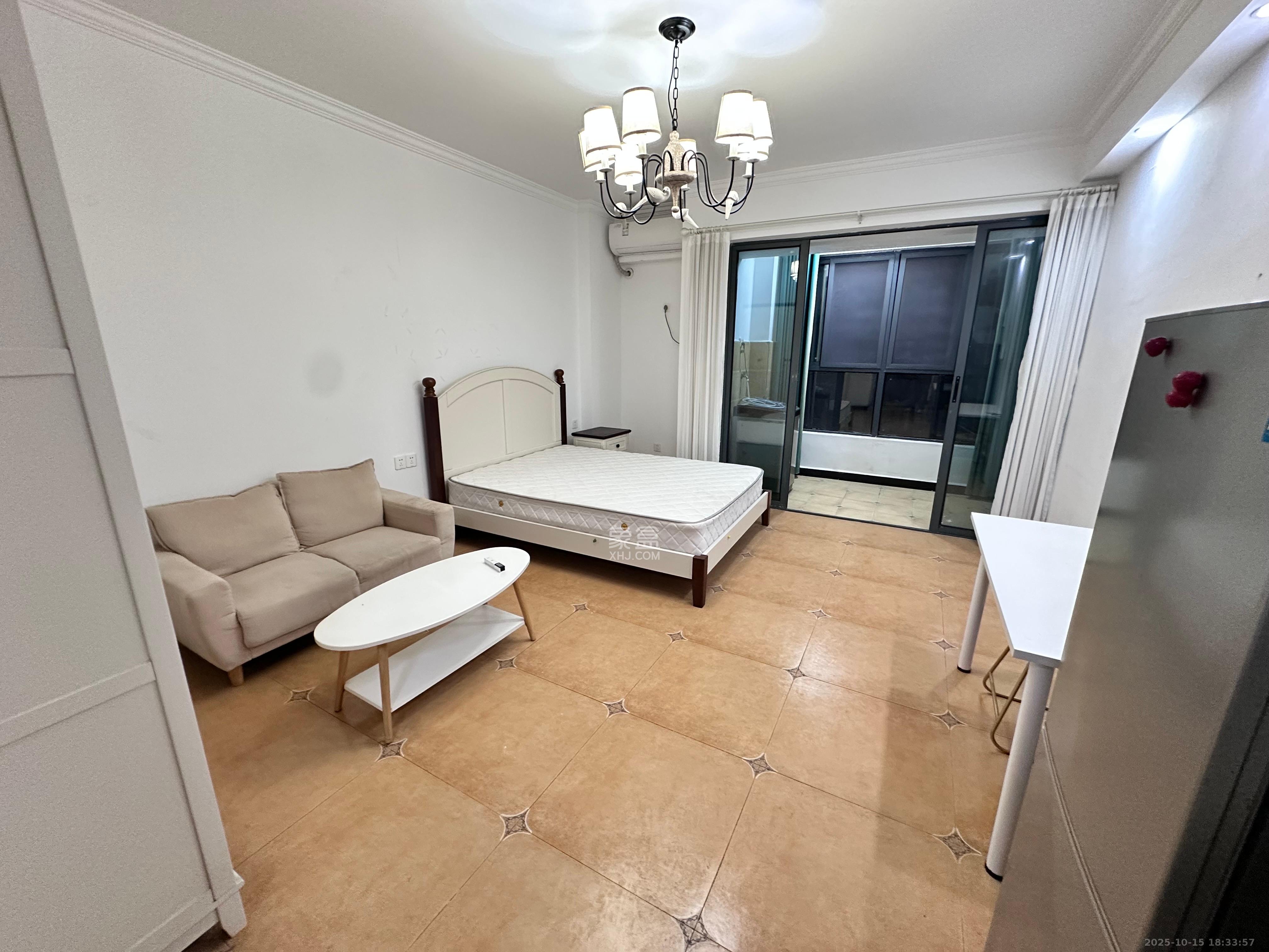 中交里城  1室1厅1卫    1550.0元/月 中交里城  1室1厅1卫    1550.0元/月室内图