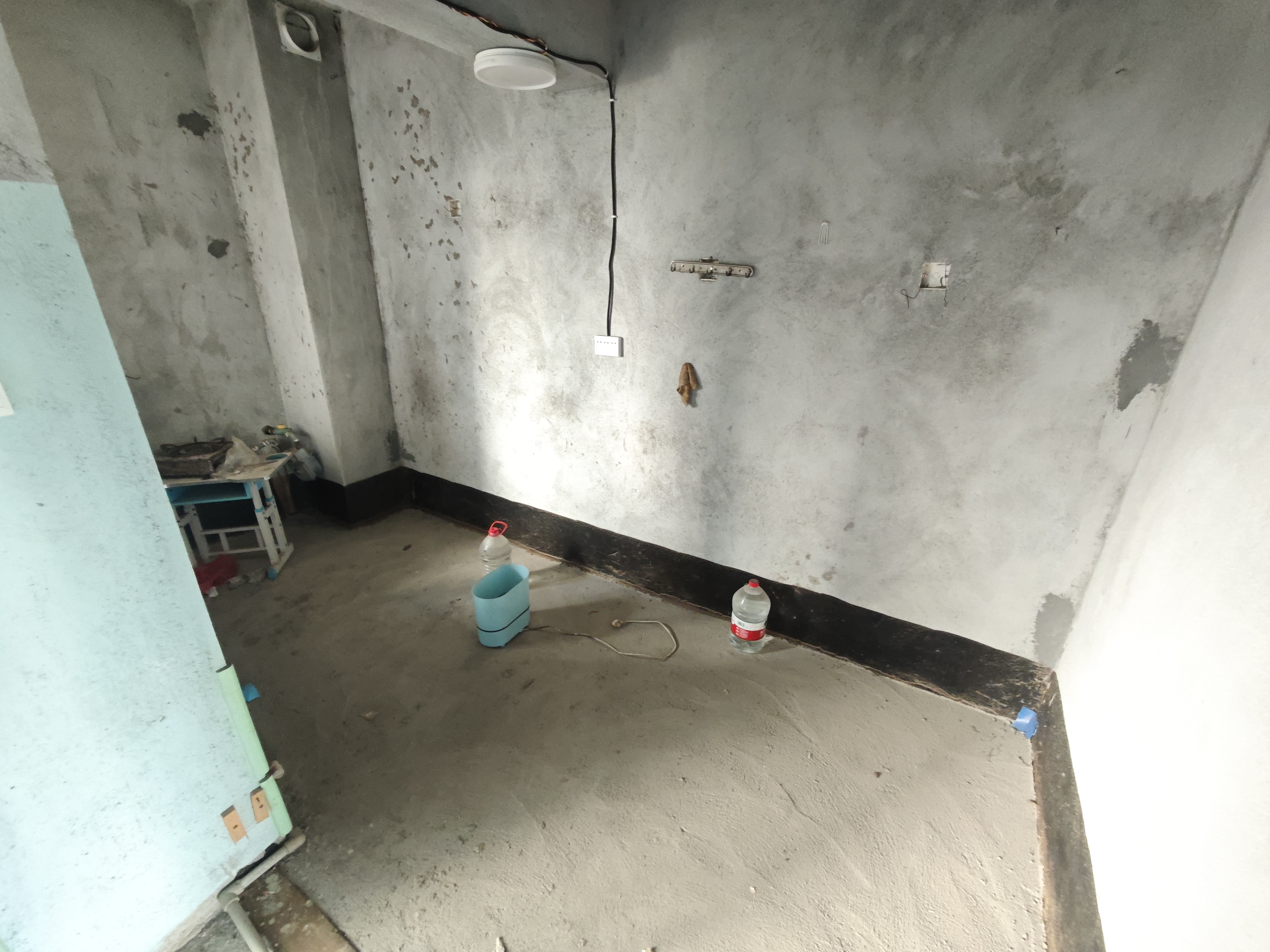 海航城 4室2厅1卫 148.5万 海航城 4室2厅1卫 148.5万客厅