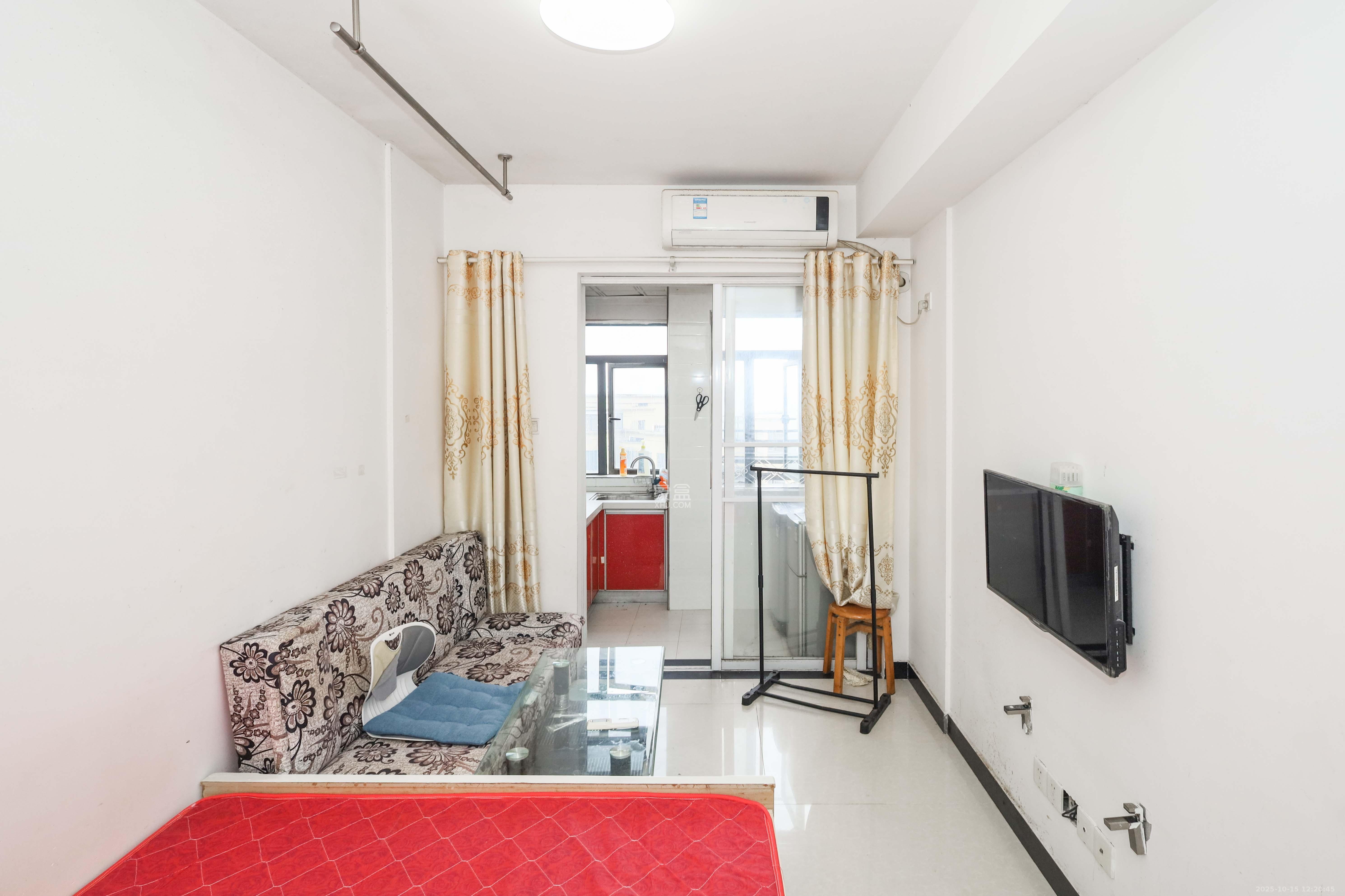 保利麓谷林语I区  1室1厅1卫    18.5万 保利麓谷林语I区  1室1厅1卫    18.5万