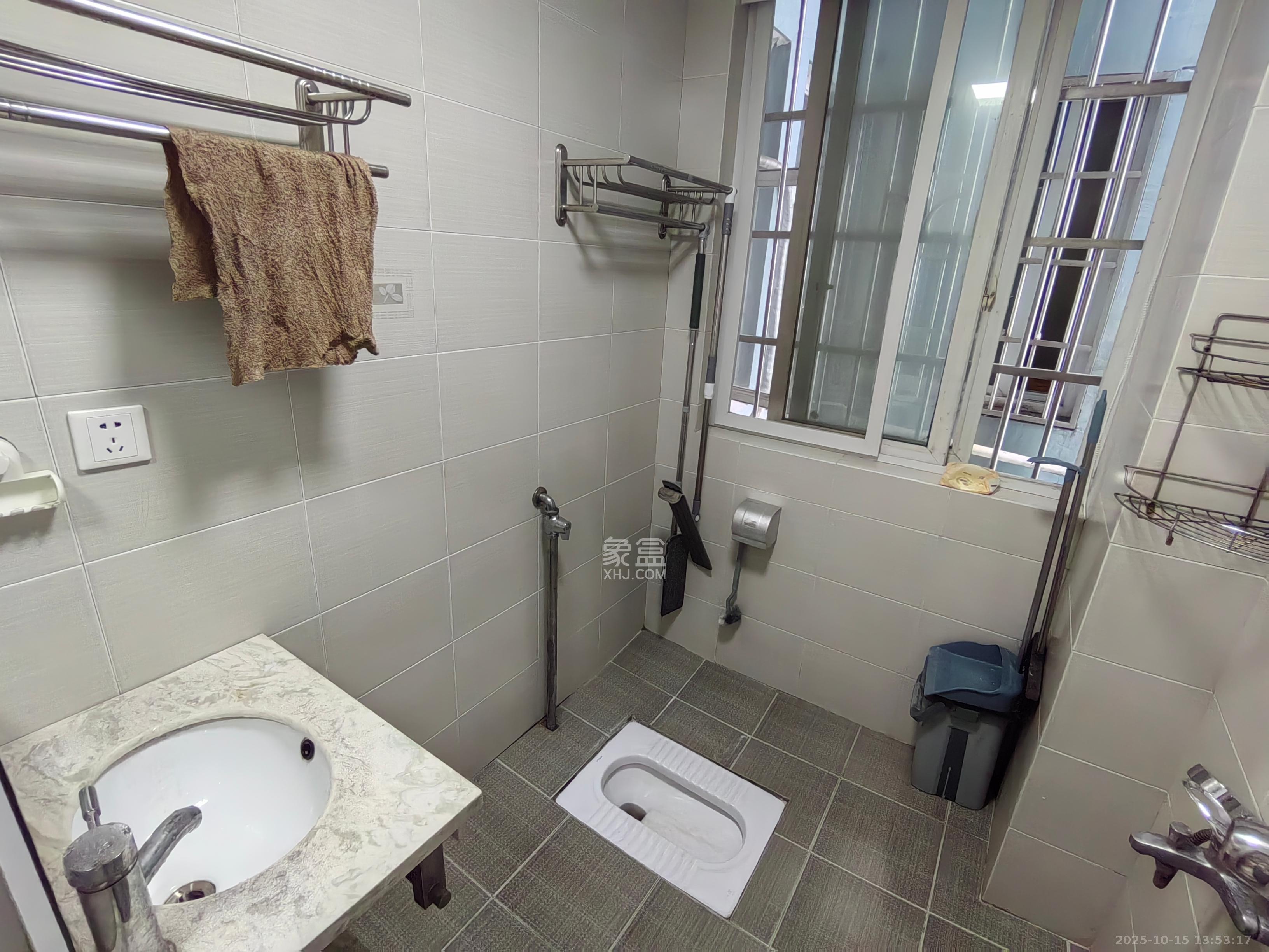 开源鑫苑 2室2厅1卫 1680.0元/月 开源鑫苑 2室2厅1卫 1680.0元/月室内图