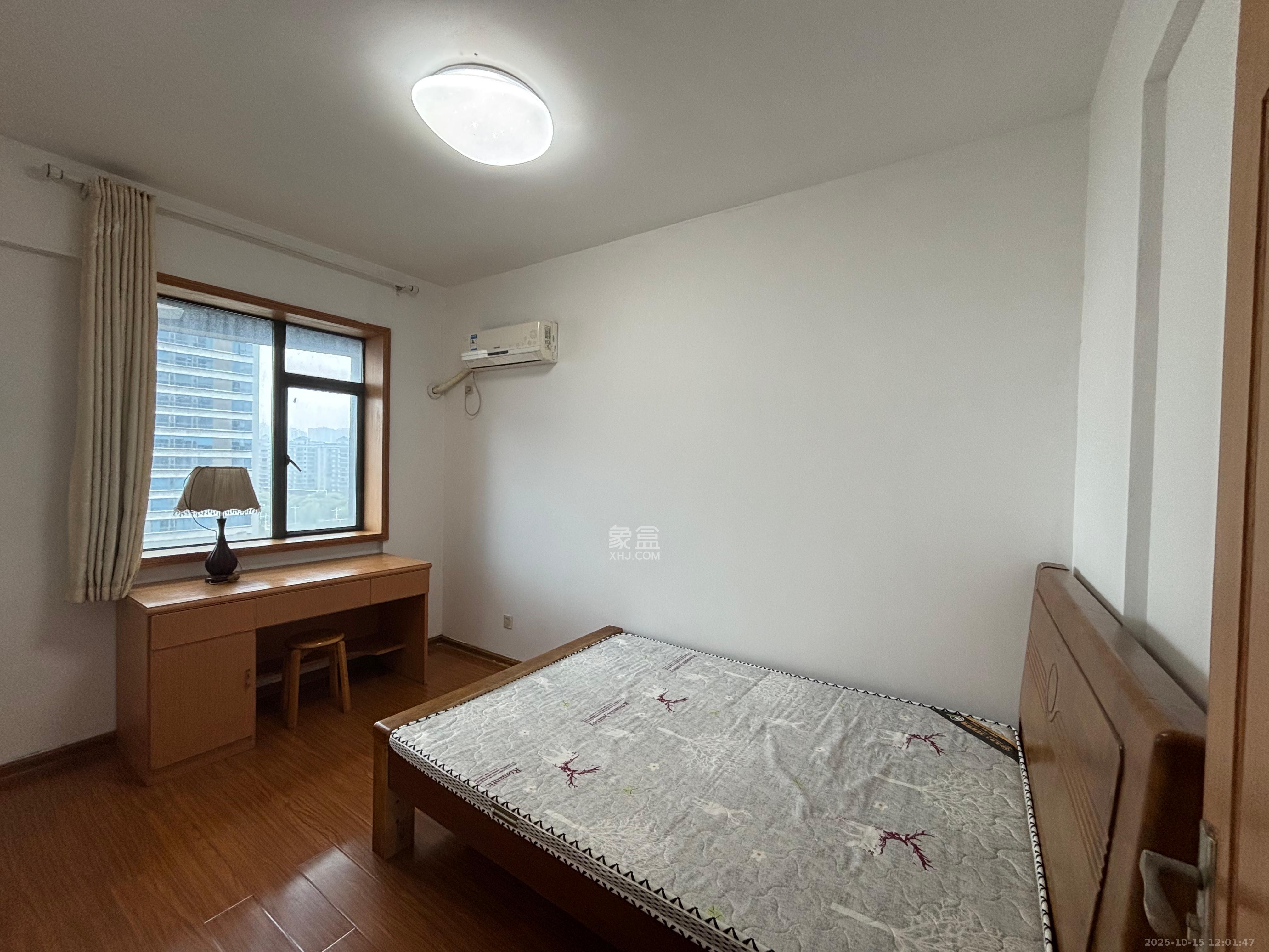 BOBO天下城（CTA财富中心）  1室1厅1卫    1700.0元/月室内图