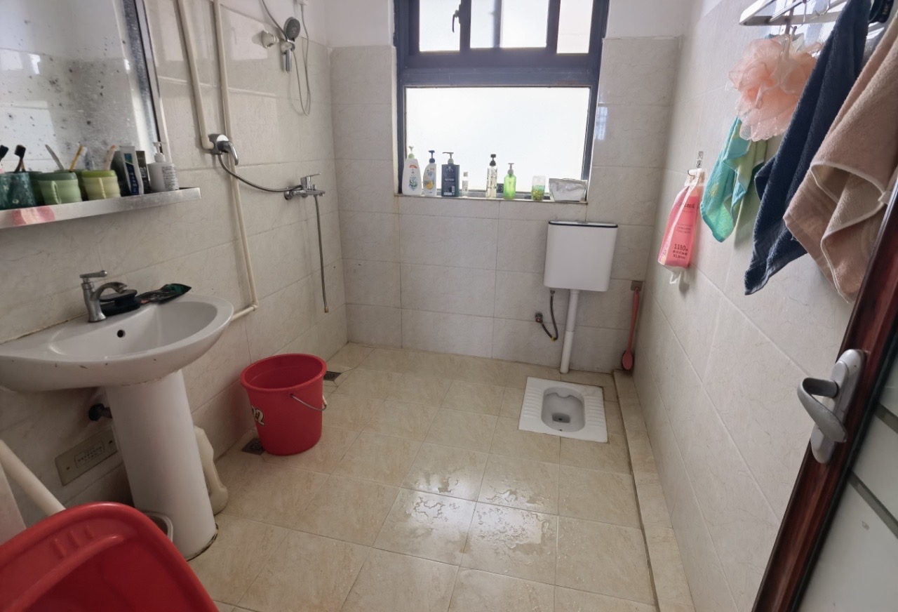 永泰花苑  3室2厅2卫    180.0万 永泰花苑  3室2厅2卫    180.0万户型图