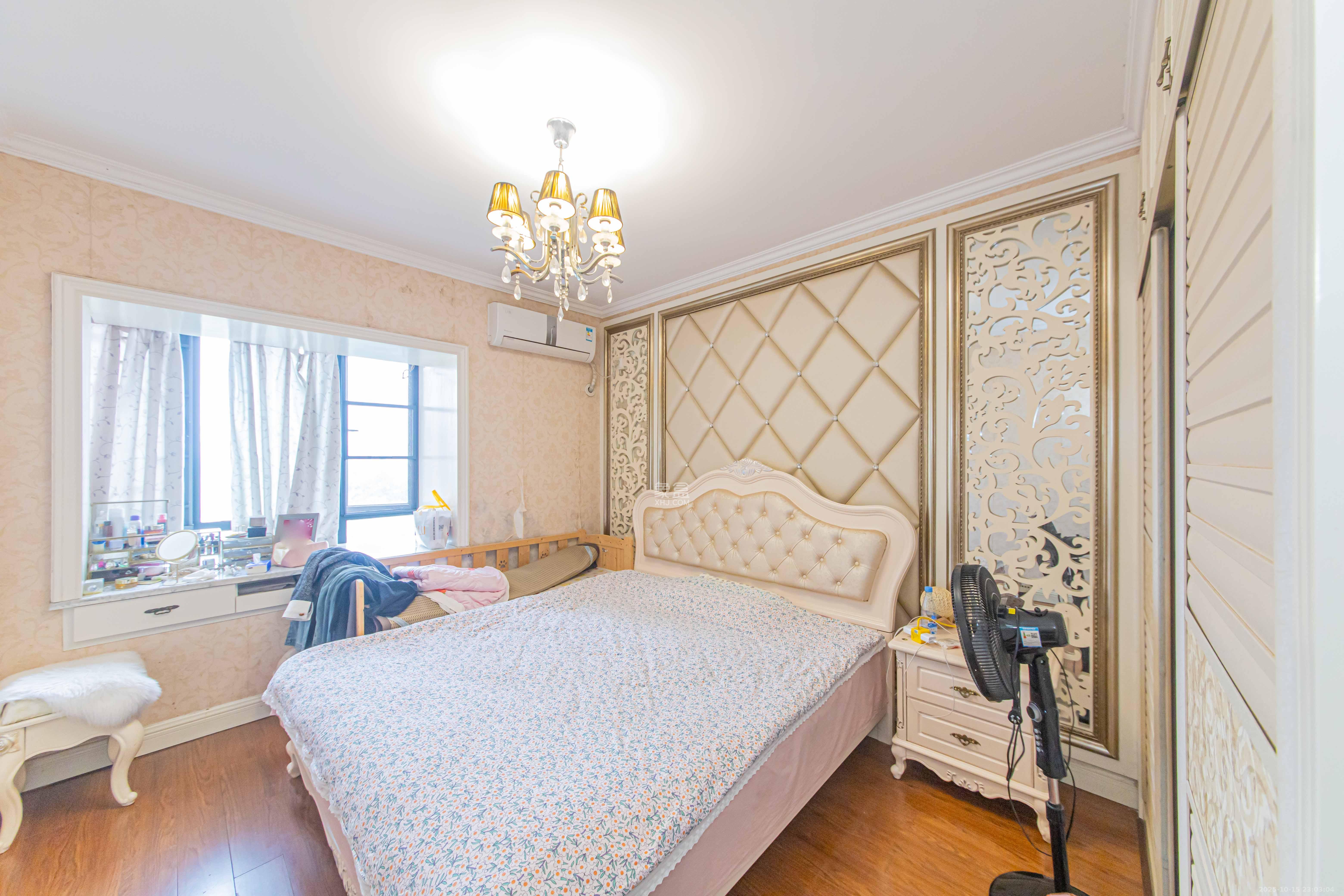 保利花园  3室2厅2卫    108.0万 保利花园  3室2厅2卫    108.0万卧室