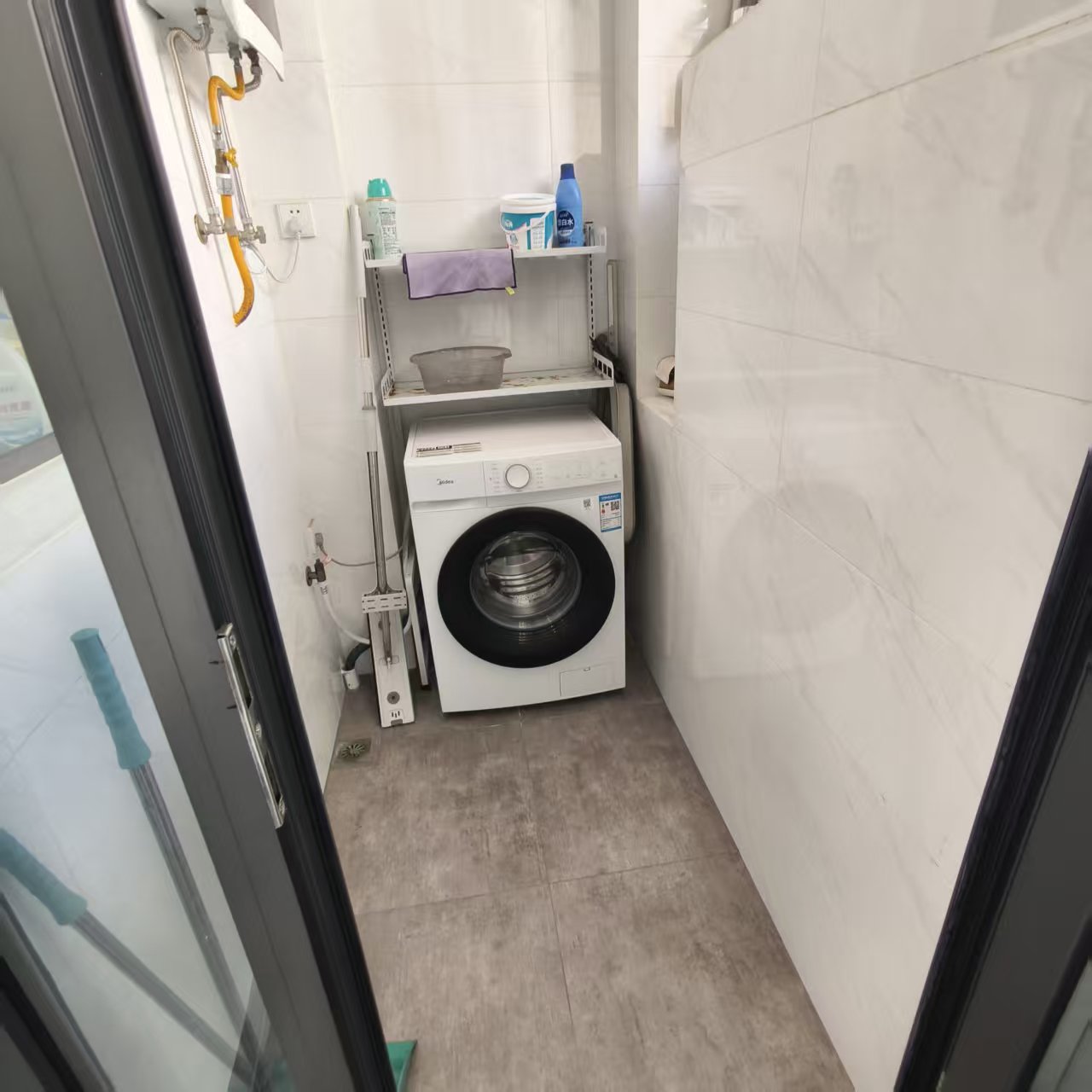 海航豪庭南苑  3室2厅2卫    8500.0元/月室内图