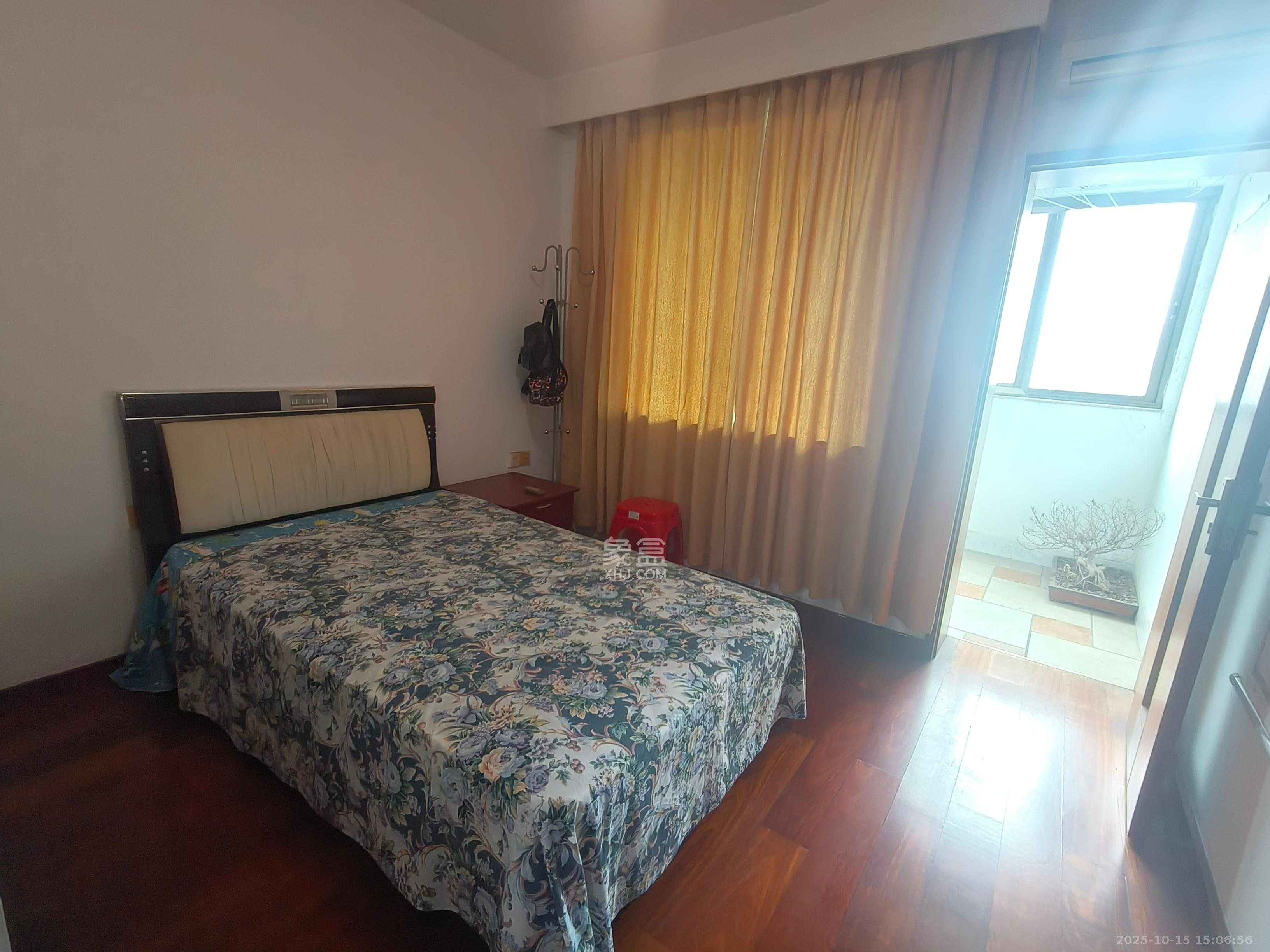 市一医院宿舍  3室2厅2卫    3800.0元/月 市一医院宿舍  3室2厅2卫    3800.0元/月室内图