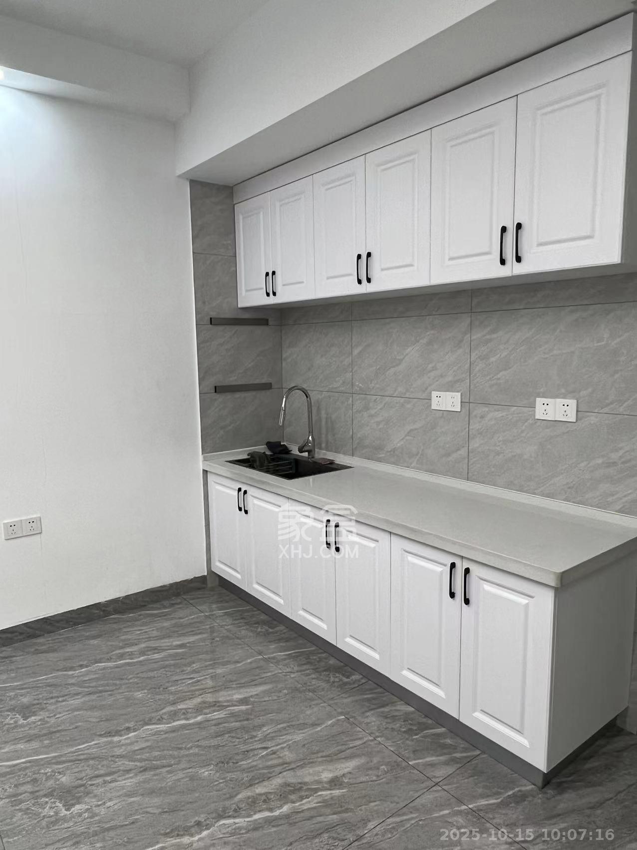 中建嘉和城  1室1厅1卫    1600.0元/月室内图