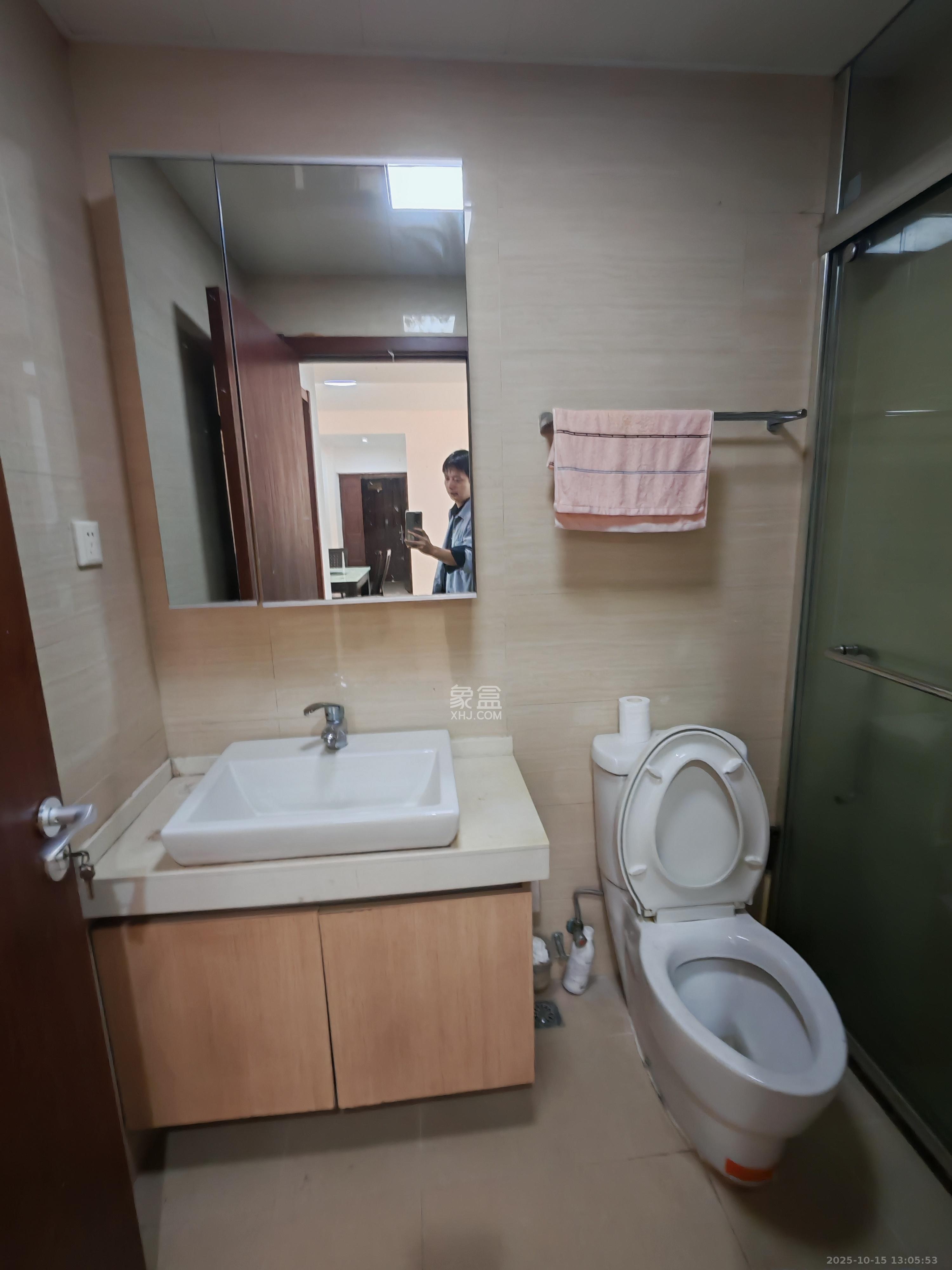 绿地公馆（绿地名邸）  2室2厅1卫    2000.0元/月室内图