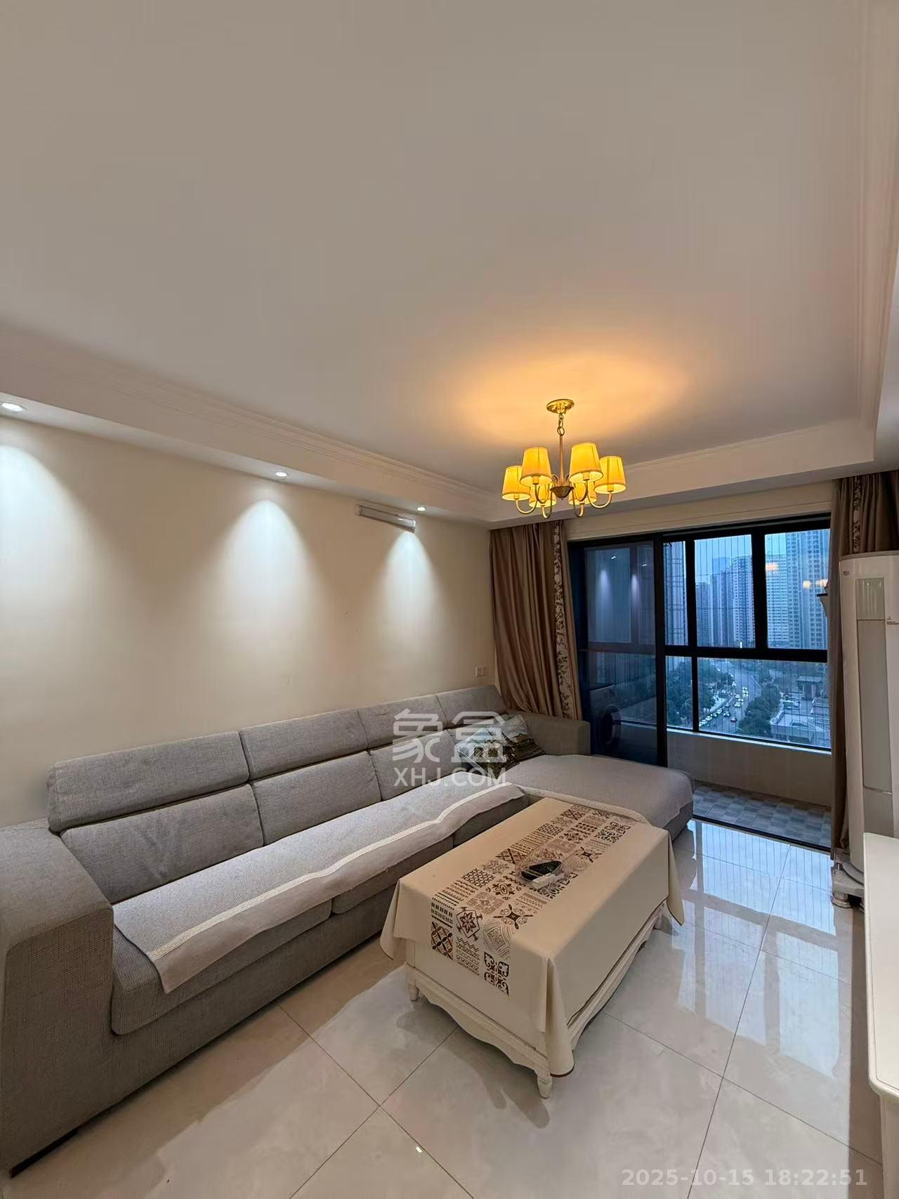 协信星澜汇  2室1厅1卫    2800.0元/月室内图