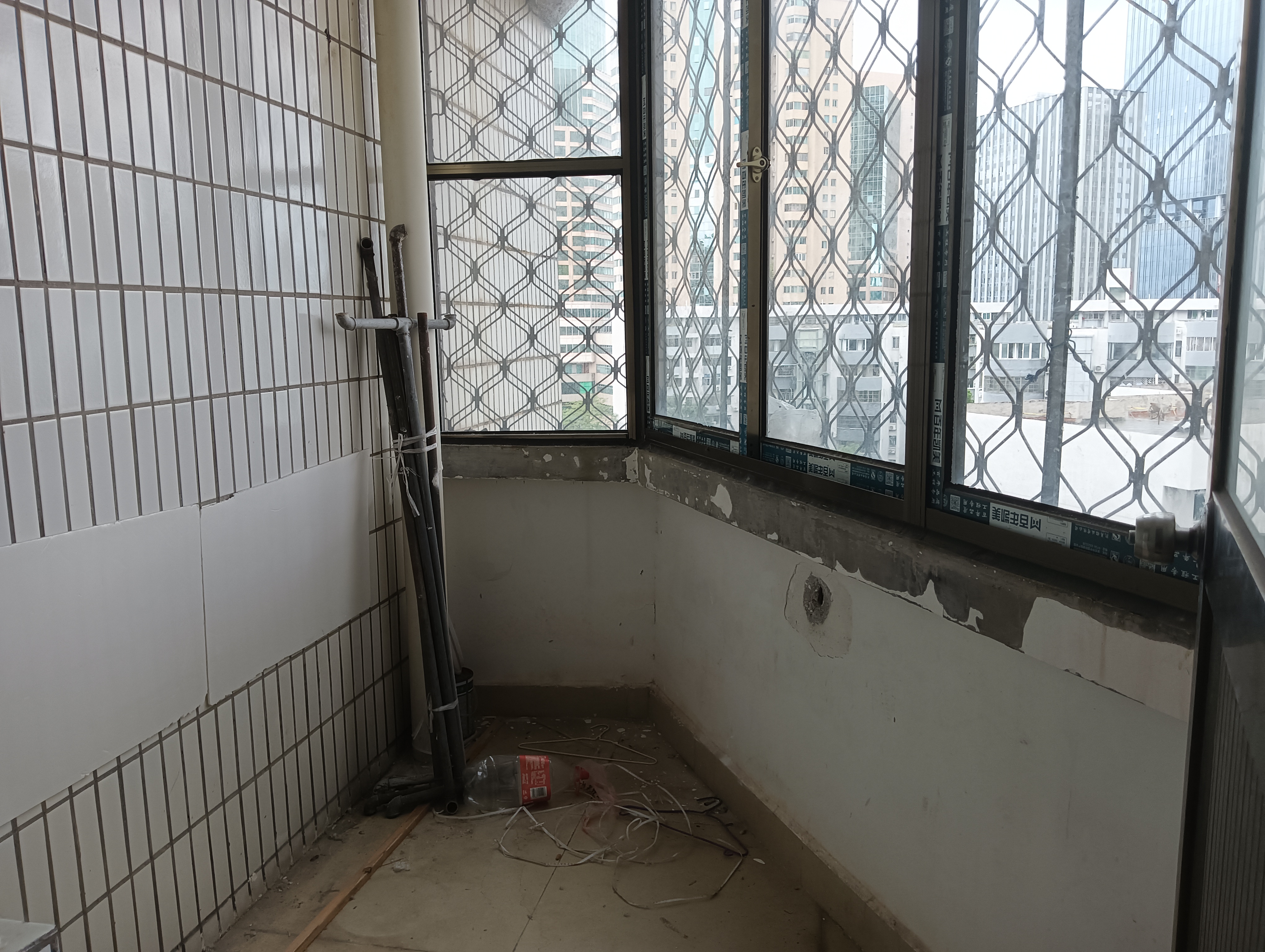 金融花园 4室2厅2卫 3000.0元/月 金融花园 4室2厅2卫 3000.0元/月室内图